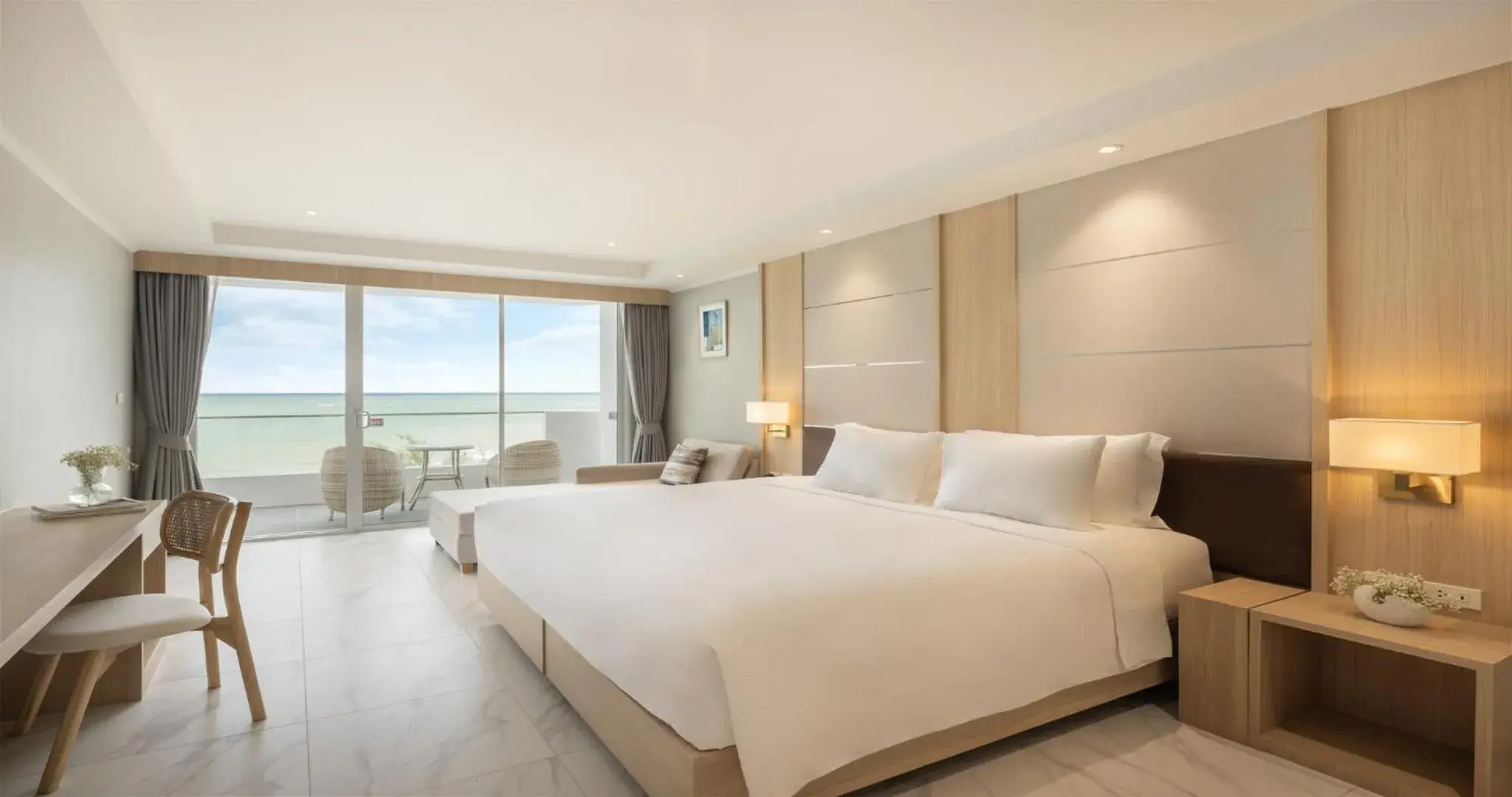 Ocean's Edge in Eastin Resort Rayong Ocean's Edge in Eastin Resort Rayong