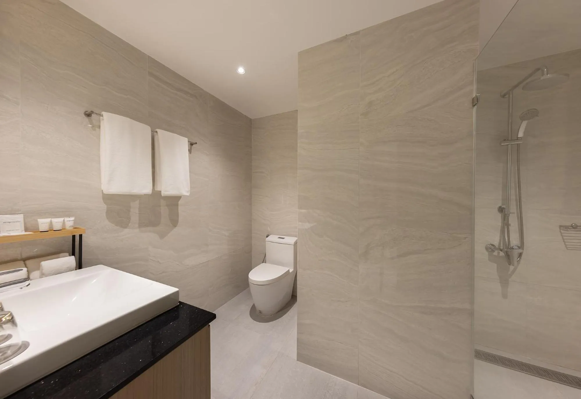 Shower in Eastin Resort Rayong