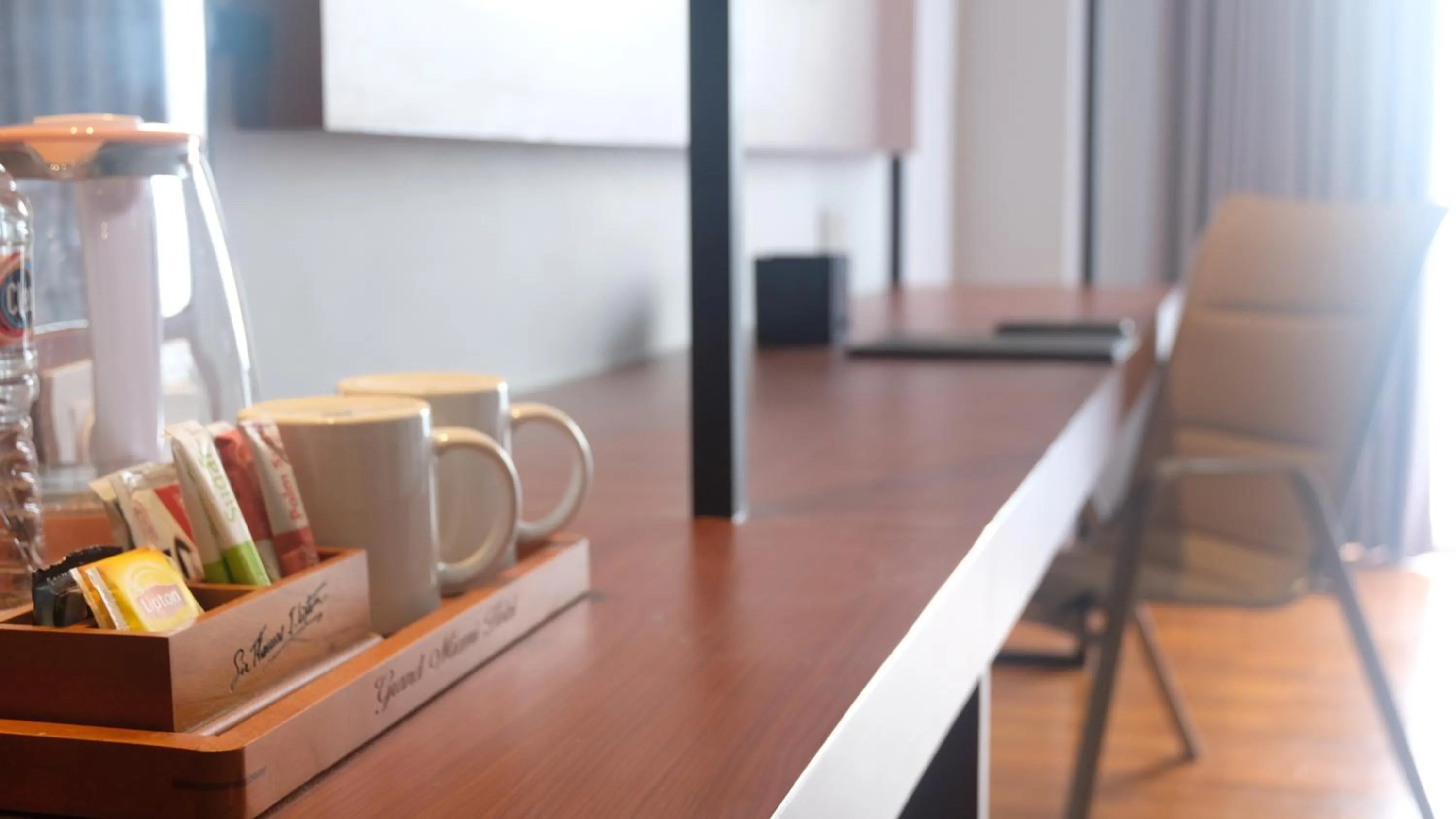 Coffee/tea facilities in Grand Miami Hotel