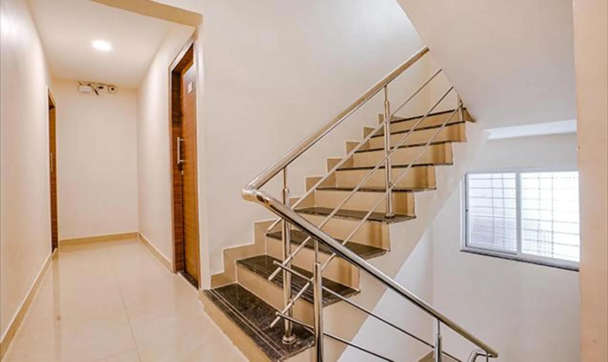 Lobby or reception in Via Royal Inn NS - Taluka