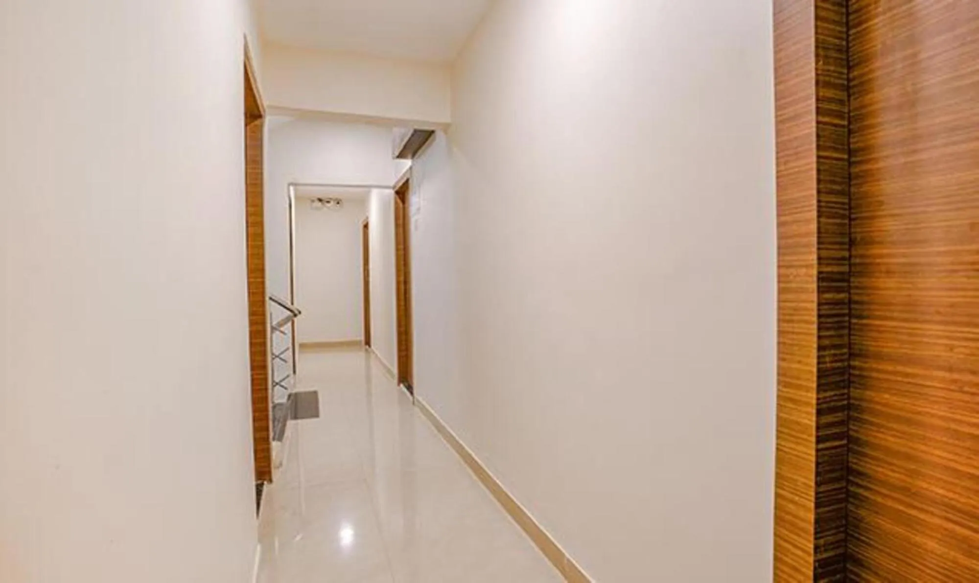 Lobby or reception in Via Royal Inn NS - Taluka