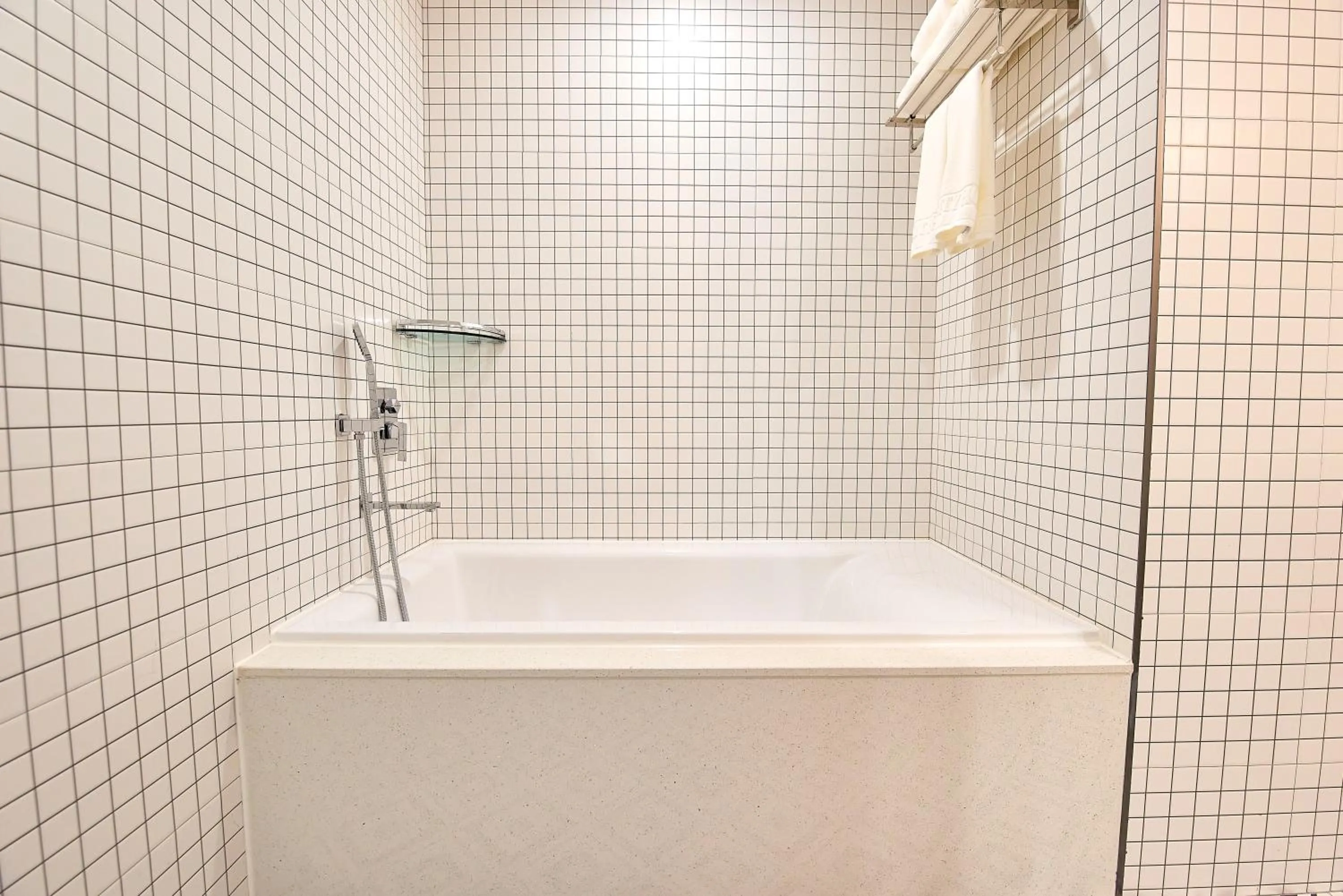 Shower in Busan City Hotel