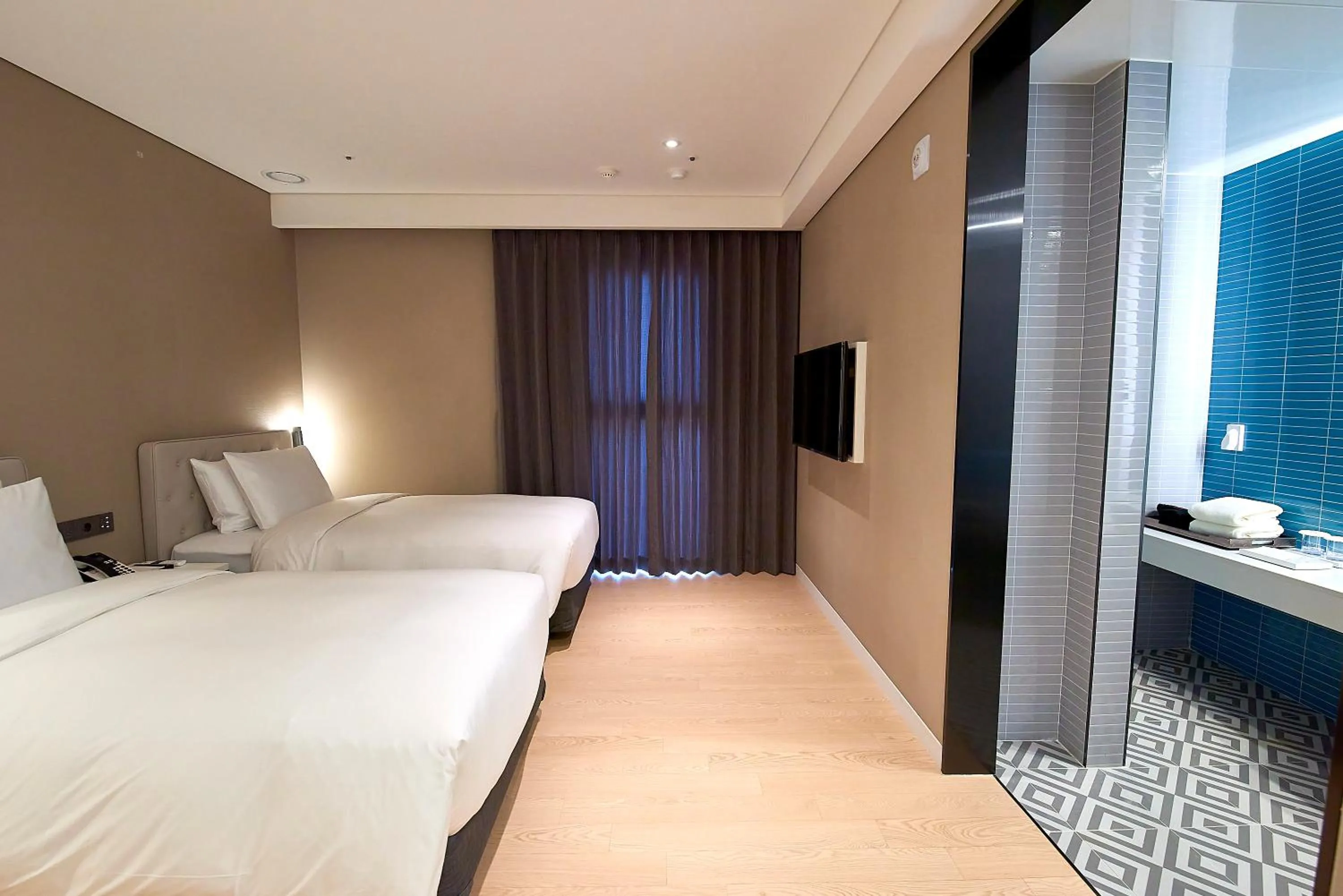 Bed in Busan City Hotel