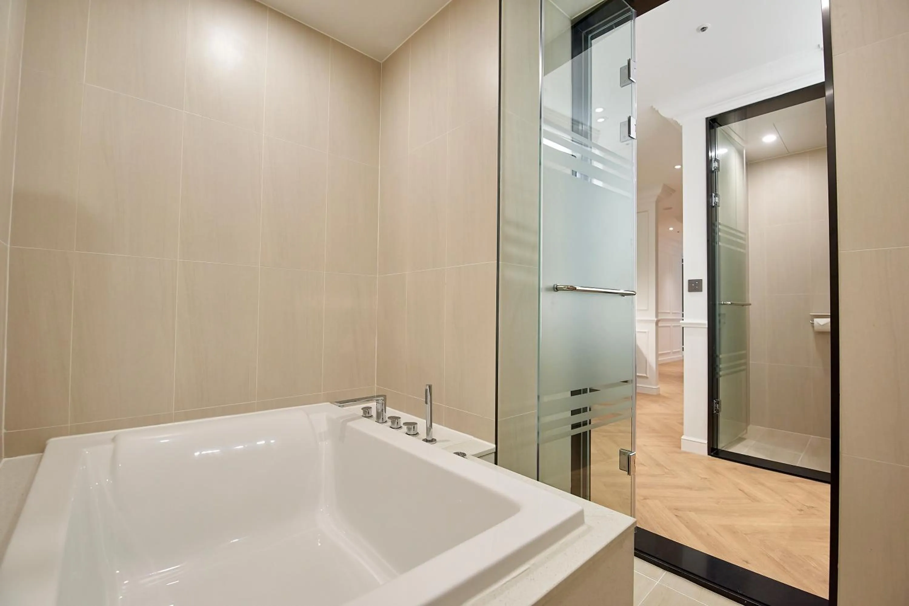 Shower in Busan City Hotel