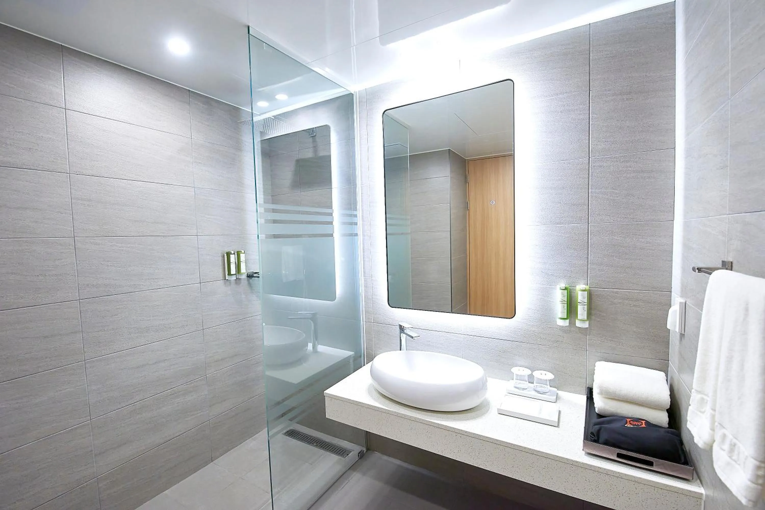 Shower in Busan City Hotel