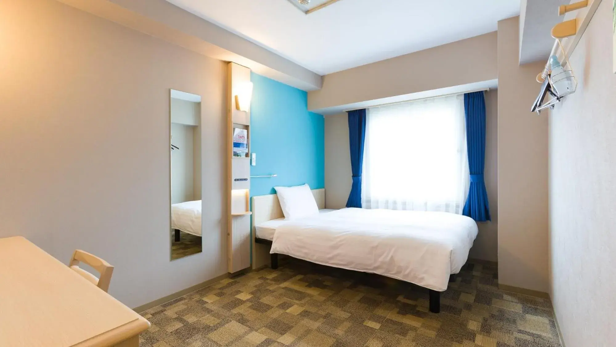 Superior Double Room for Single Use - Non-Smoking in Toyoko Inn Fujisan Otsuki-eki Superior Double Room for Single Use - Non-Smoking in Toyoko Inn Fujisan Otsuki-eki