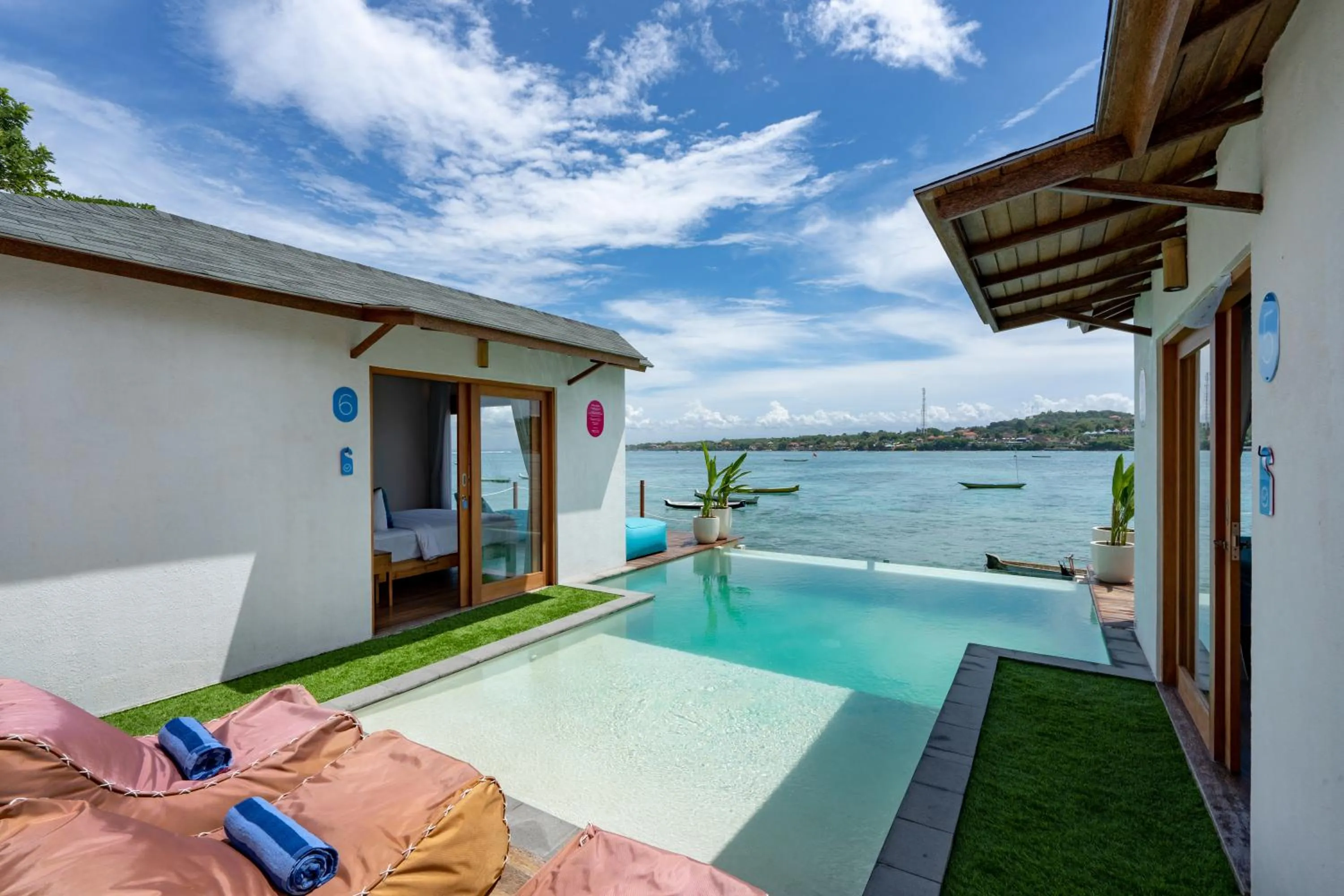 Swimming pool in Indigo Blue Ceningan