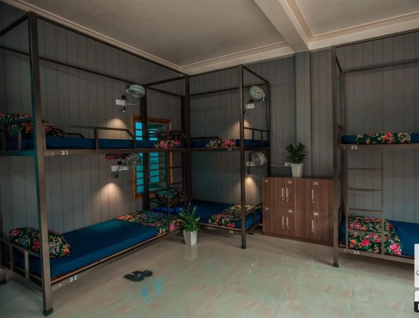 bunk bed in Friend Hotel Hà Giang