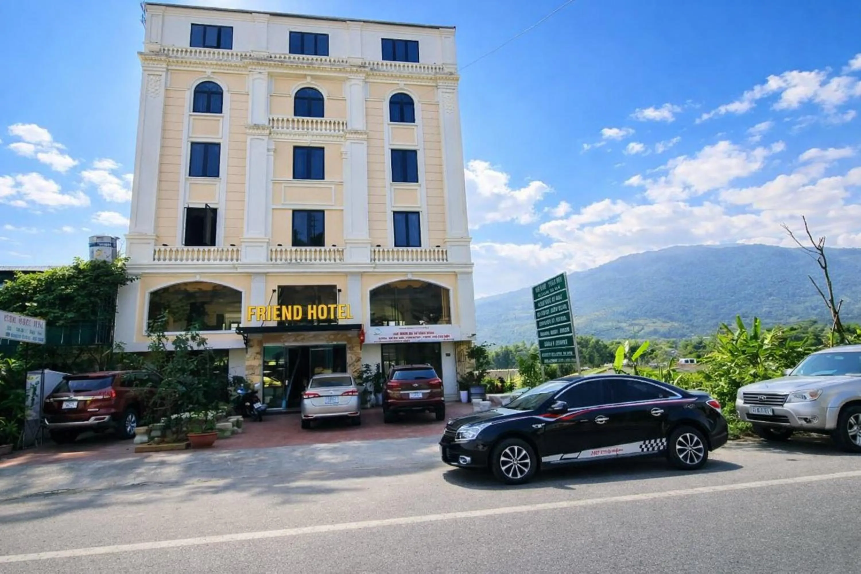 Property building in Friend Hotel Hà Giang