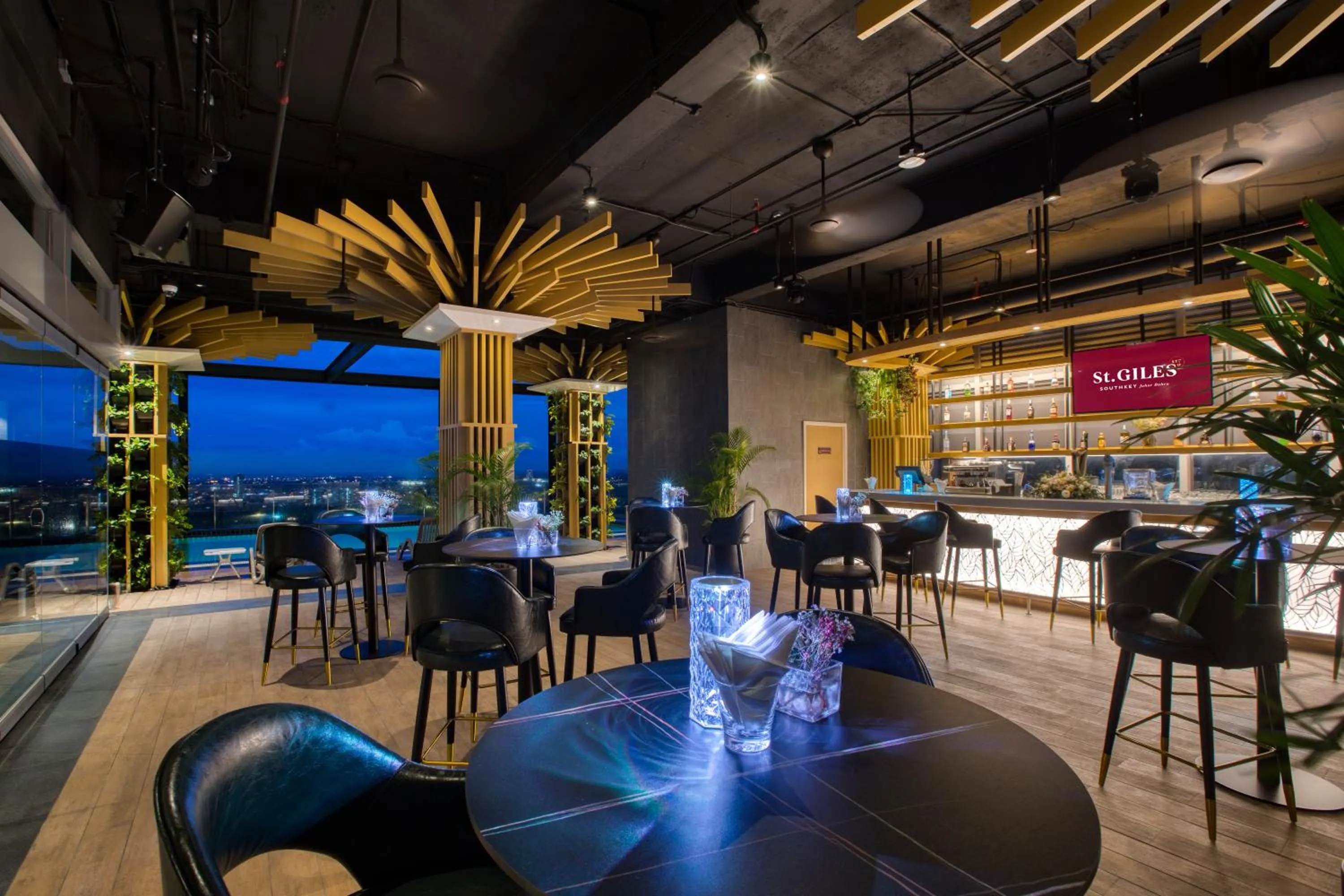 Restaurant/places to eat in St Giles Southkey