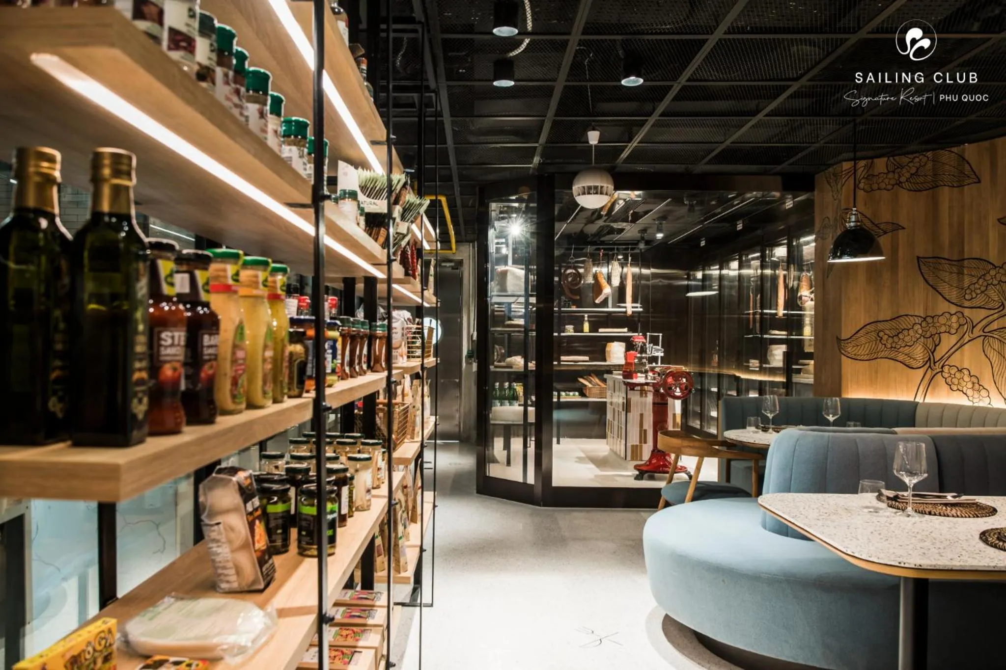 Restaurant/places to eat in Sailing Club Signature Resort Phu Quoc