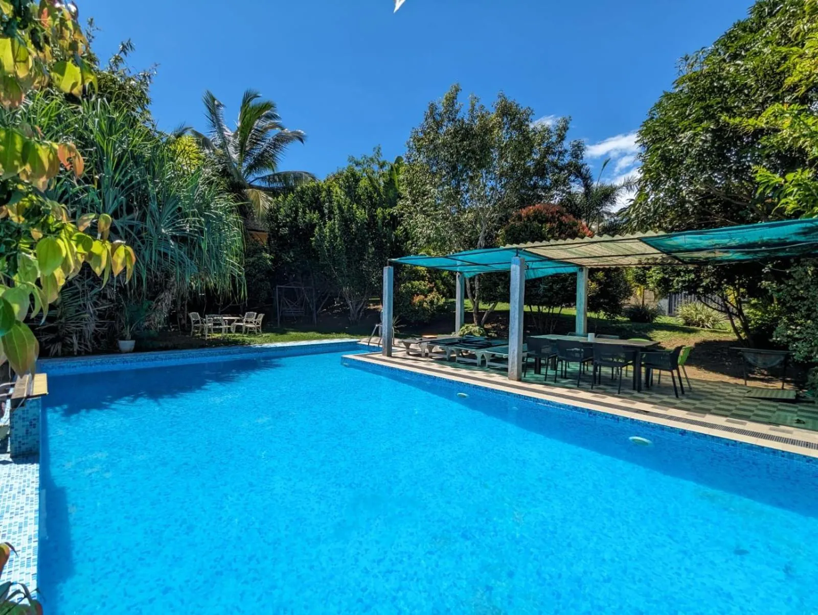 Swimming pool in Green View Villa