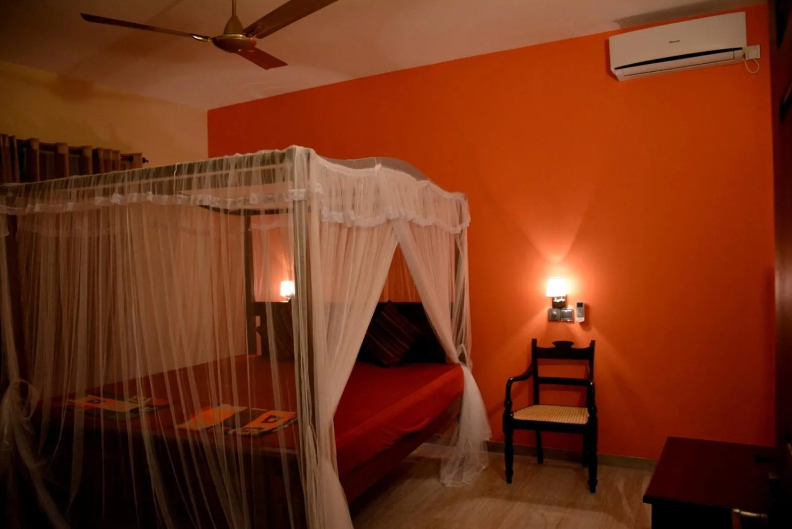 Photo of the whole room, Bed in Green View Villa