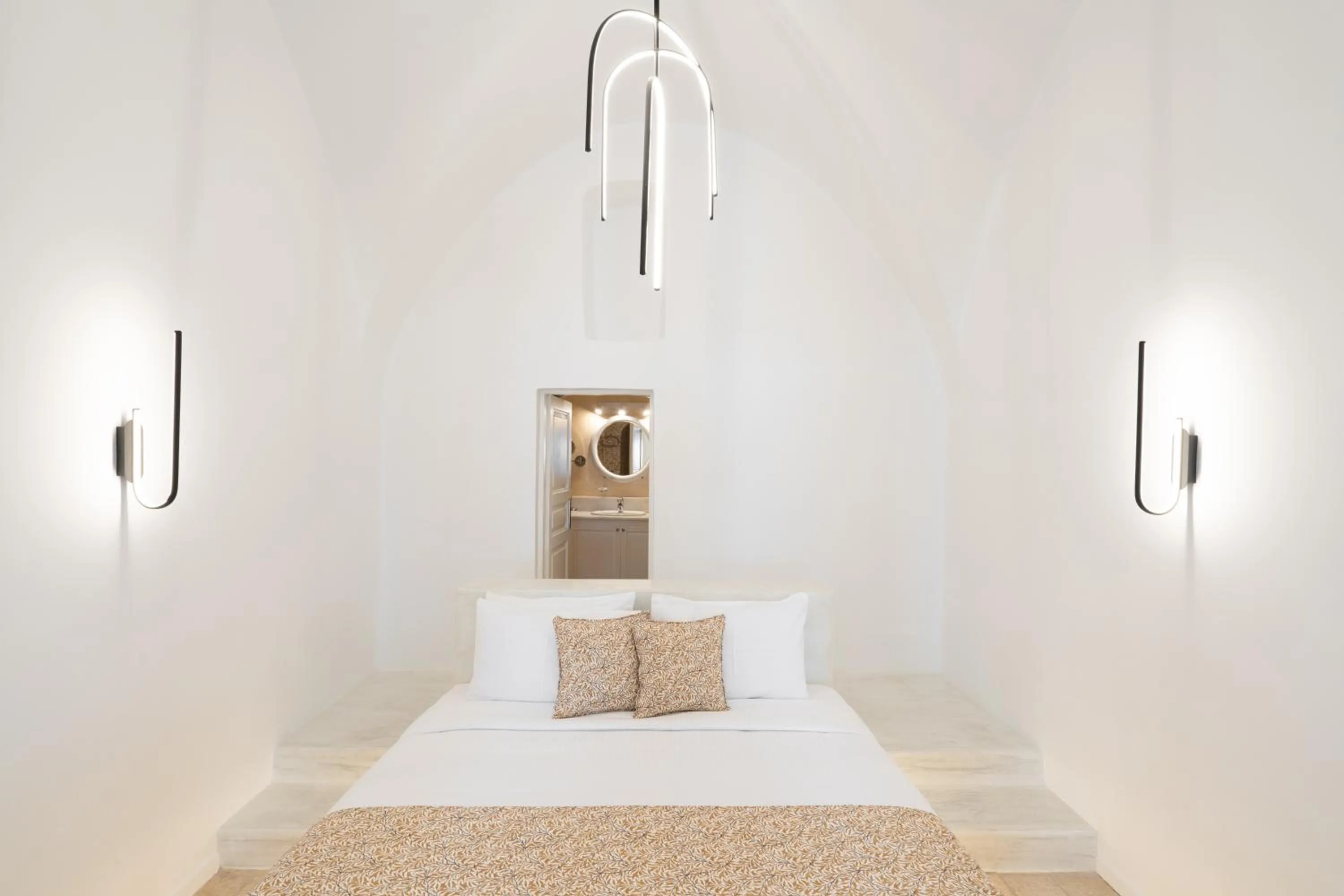 Bedroom, Bed in Asha Luxury Suites