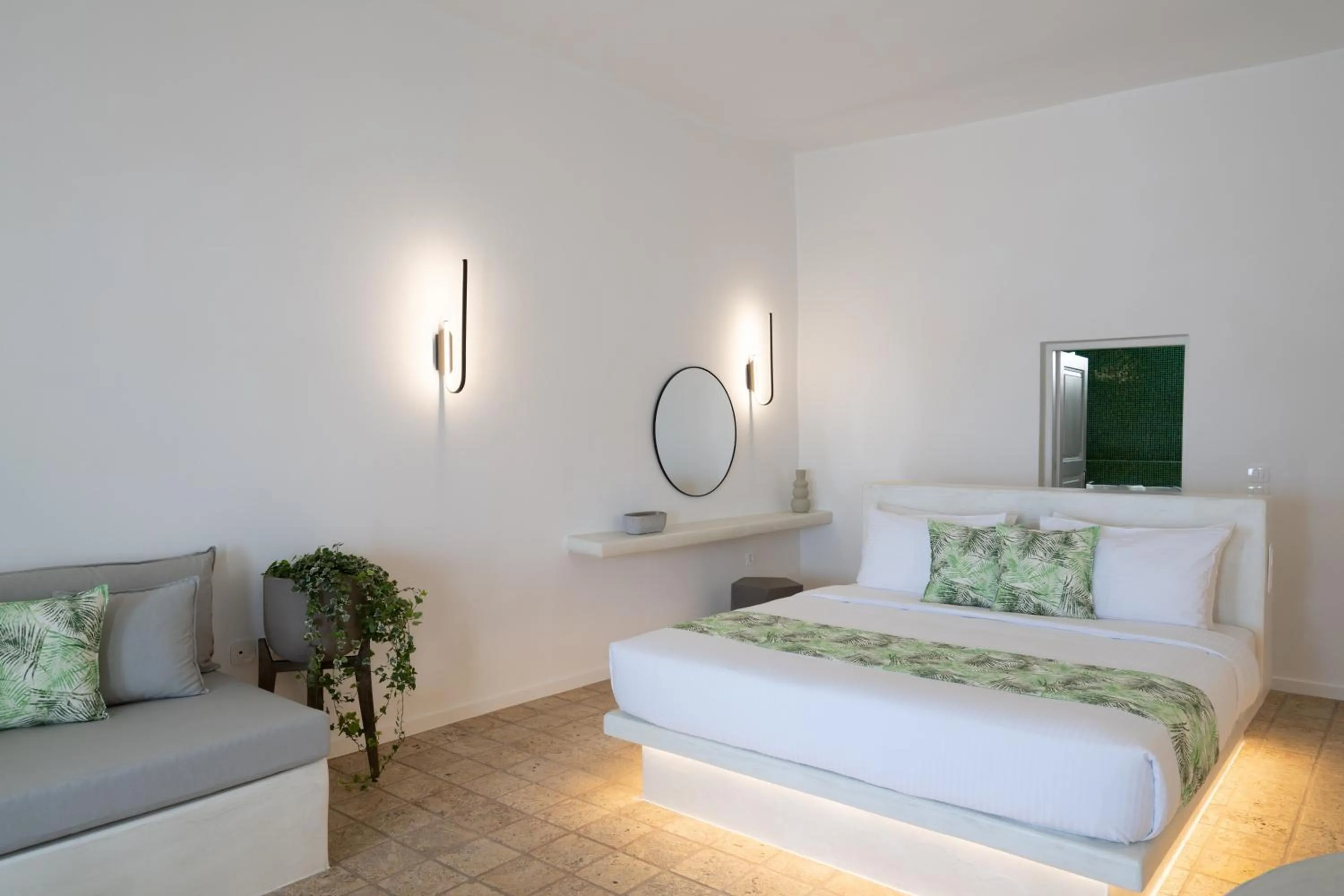 Photo of the whole room, Bed in Asha Luxury Suites