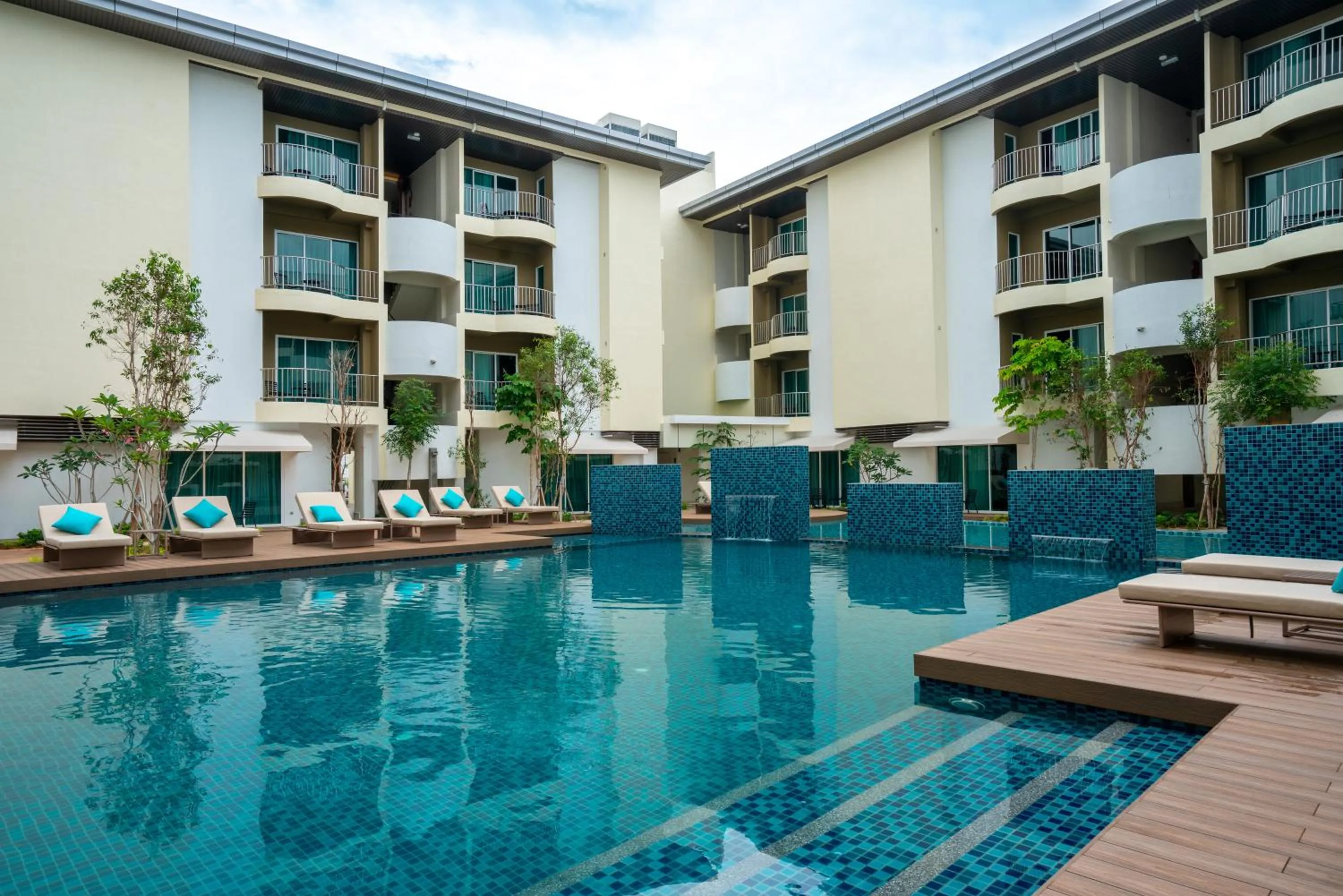 Swimming pool in Mercure Langkawi Pantai Cenang
