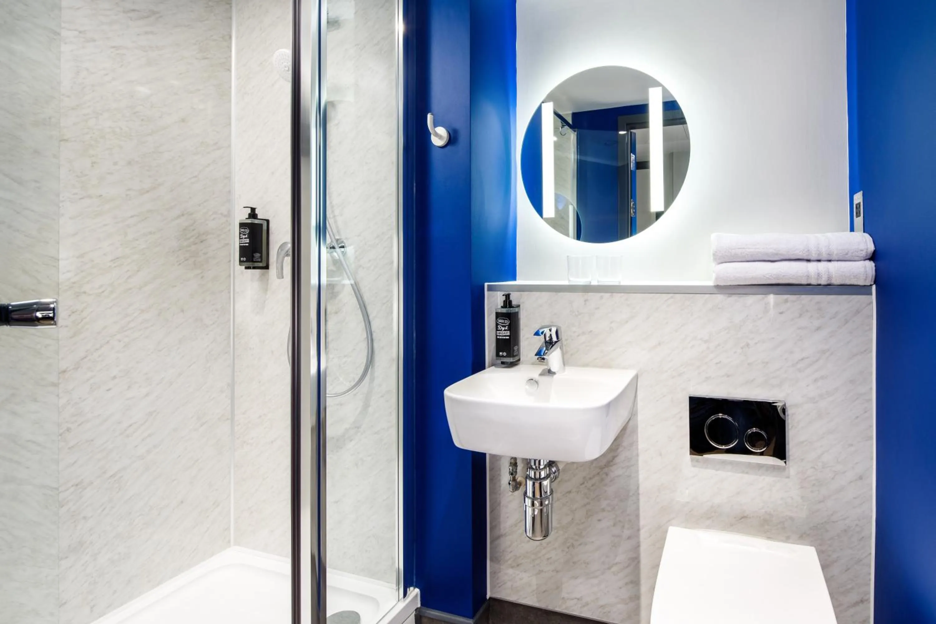Bathroom in ibis budget Manchester Airport T2