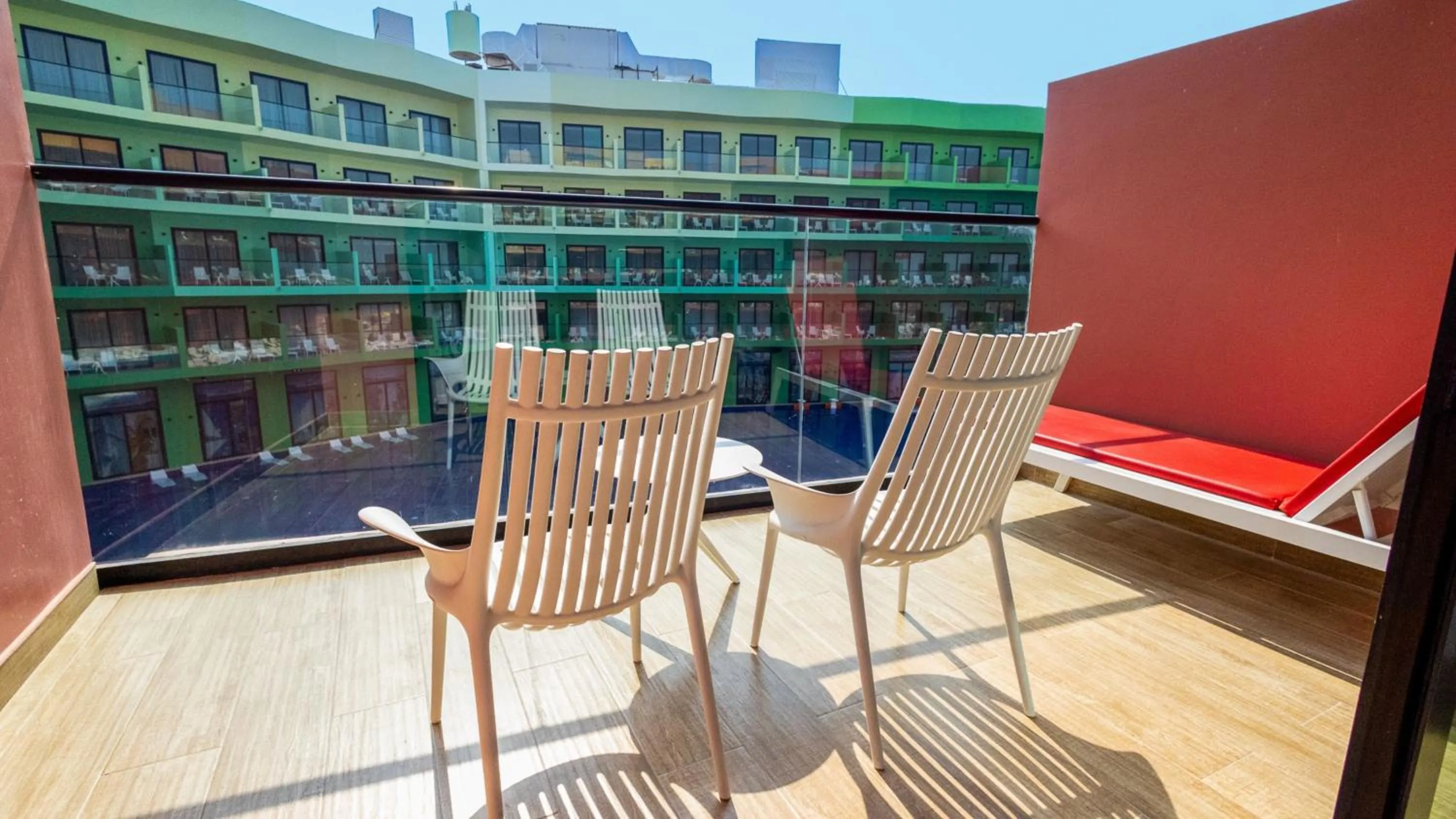 Photo of the whole room in Voco Dubai Monaco, The Heart of Europe by IHG-Adult only