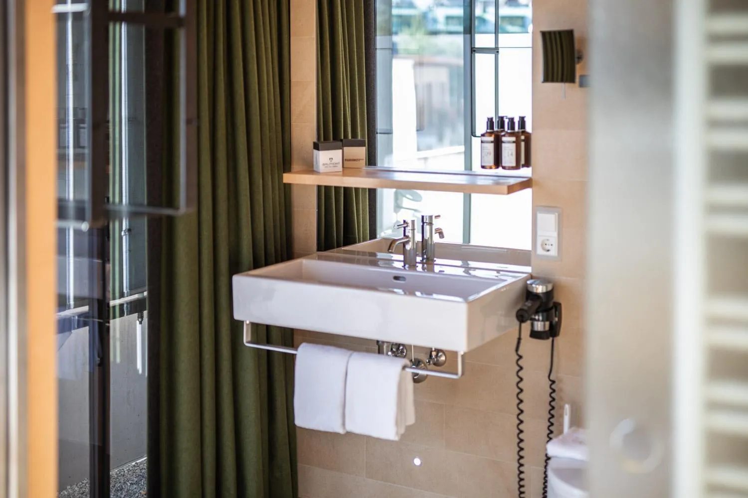 Bathroom in Hotel Arlmont 4 Stern Superior