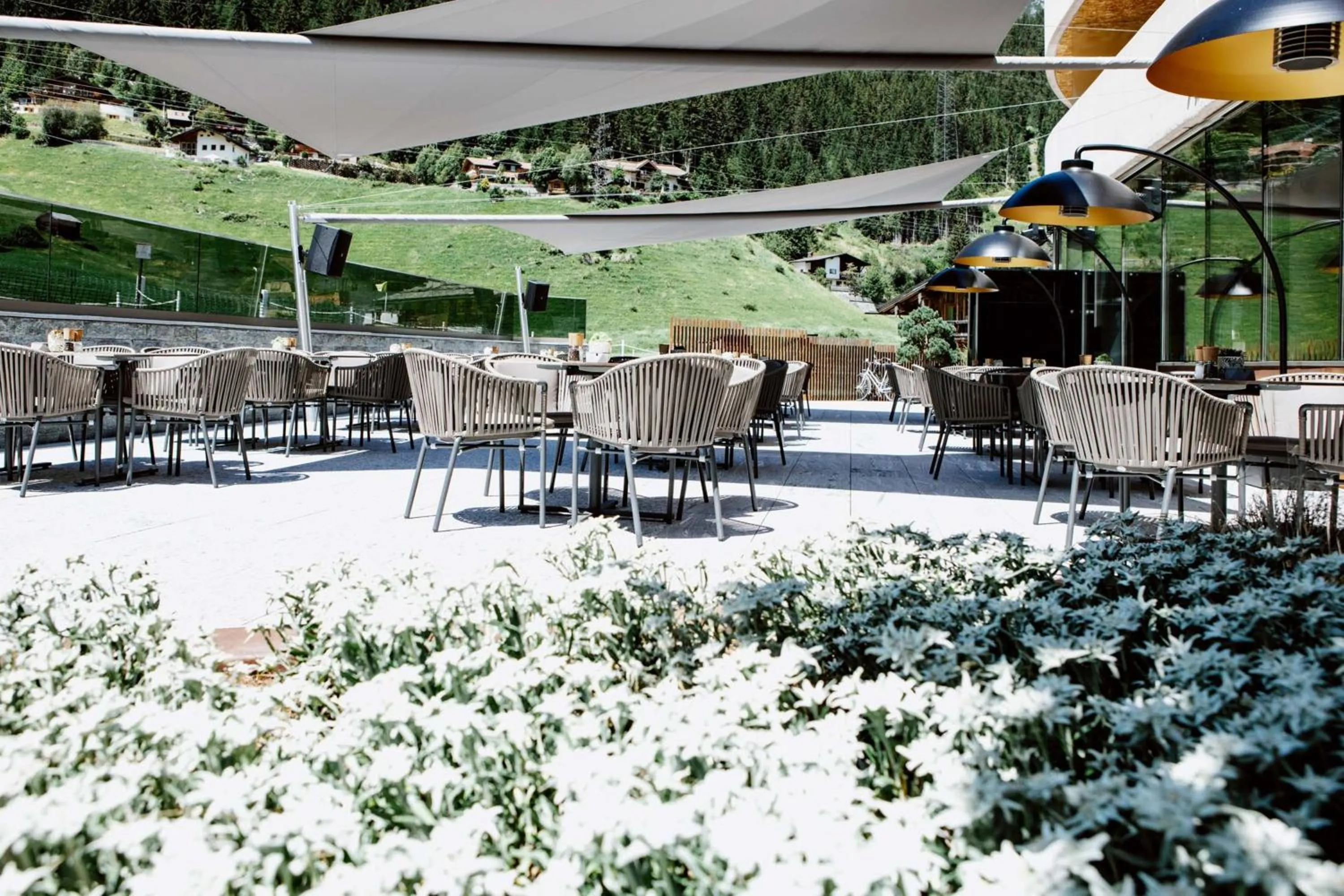 Balcony/Terrace in Hotel Arlmont 4 Stern Superior