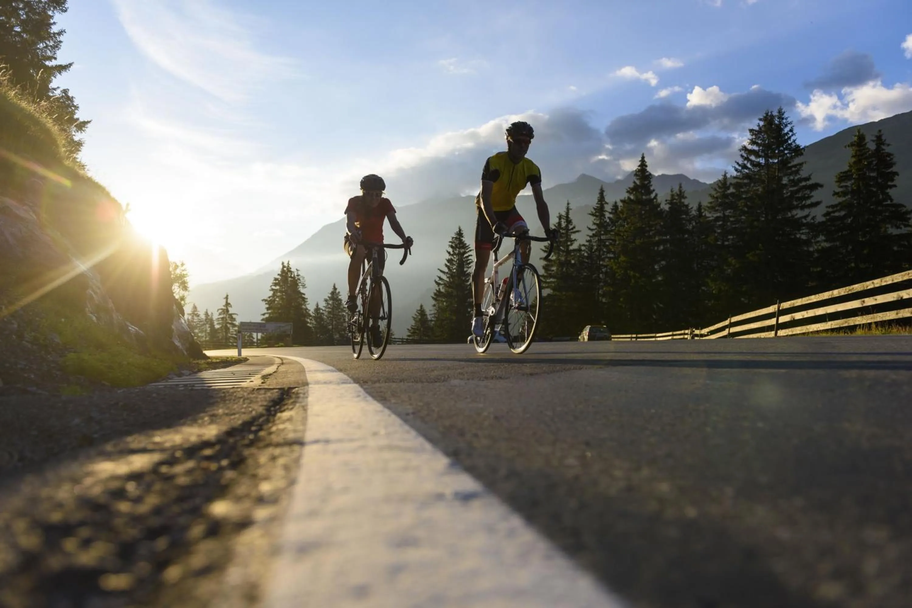 Cycling in Hotel Arlmont 4 Stern Superior