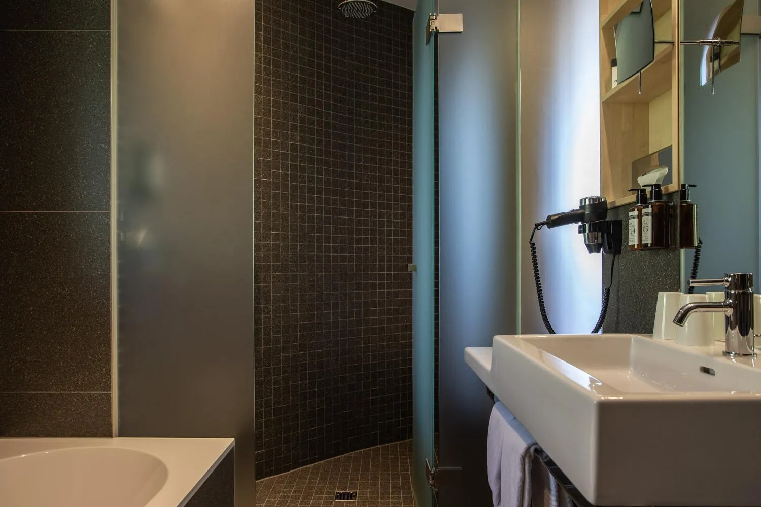 Bathroom in Hotel Arlmont 4 Stern Superior