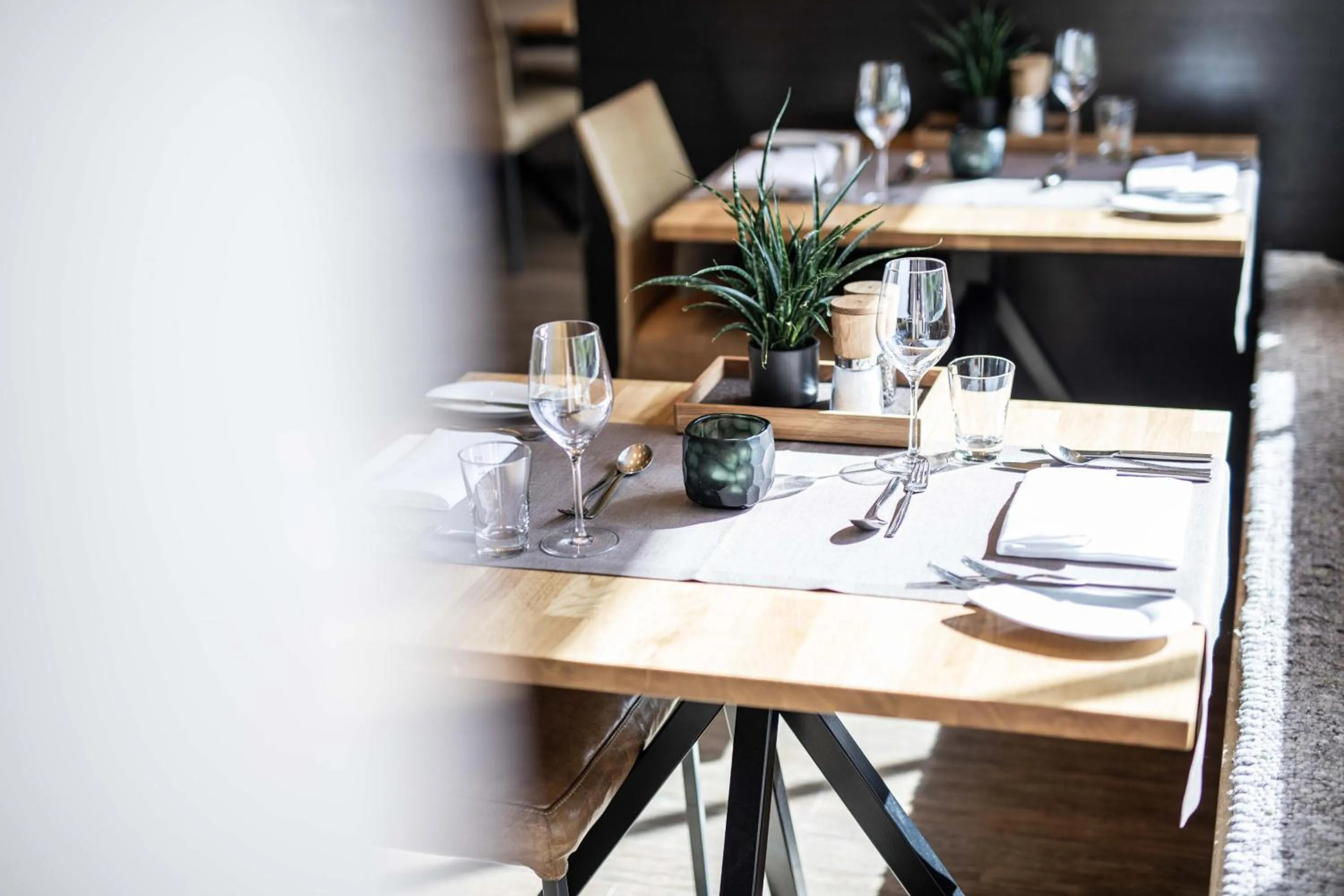 Restaurant/places to eat in Hotel Arlmont 4 Stern Superior