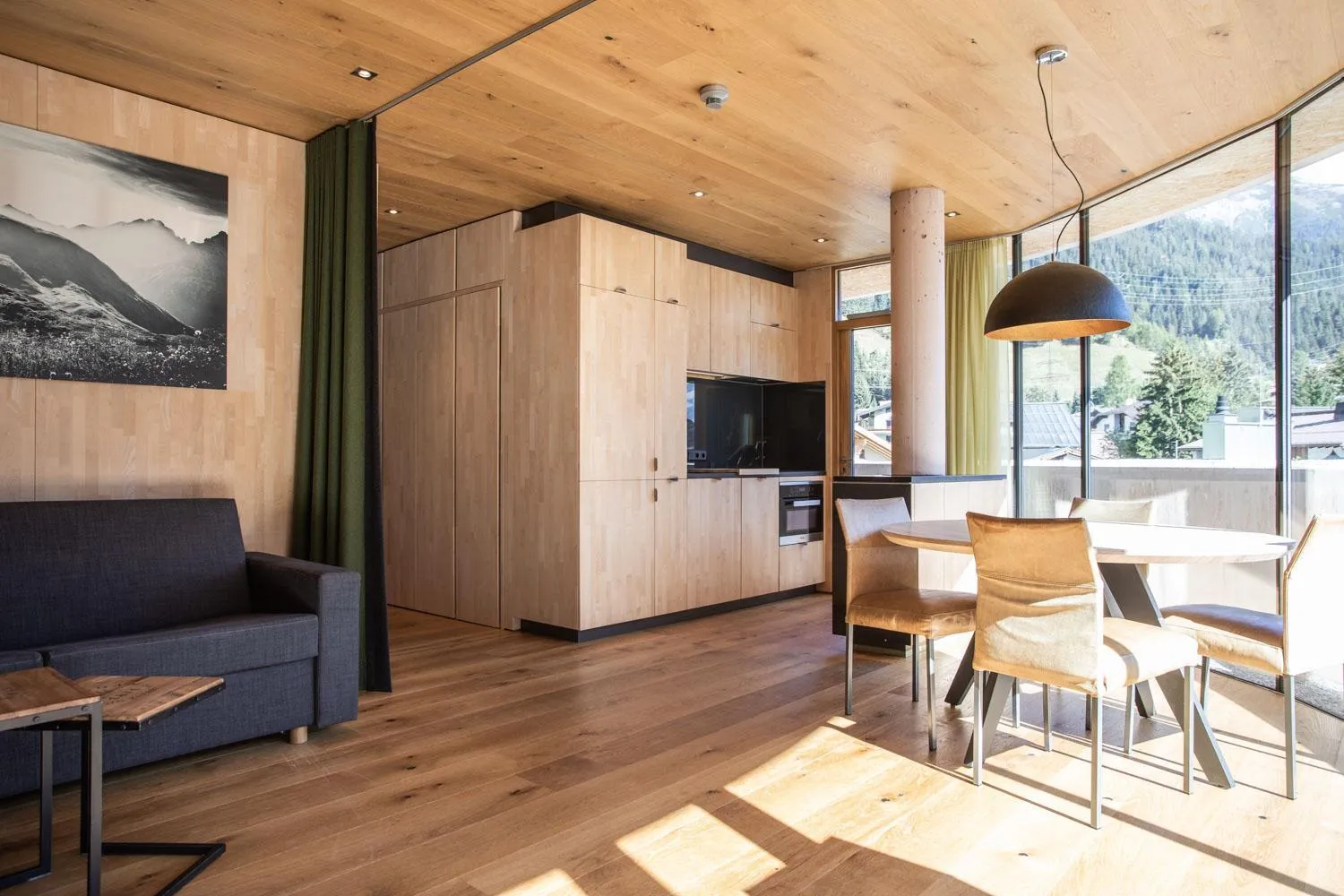 Photo of the whole room in Hotel Arlmont 4 Stern Superior