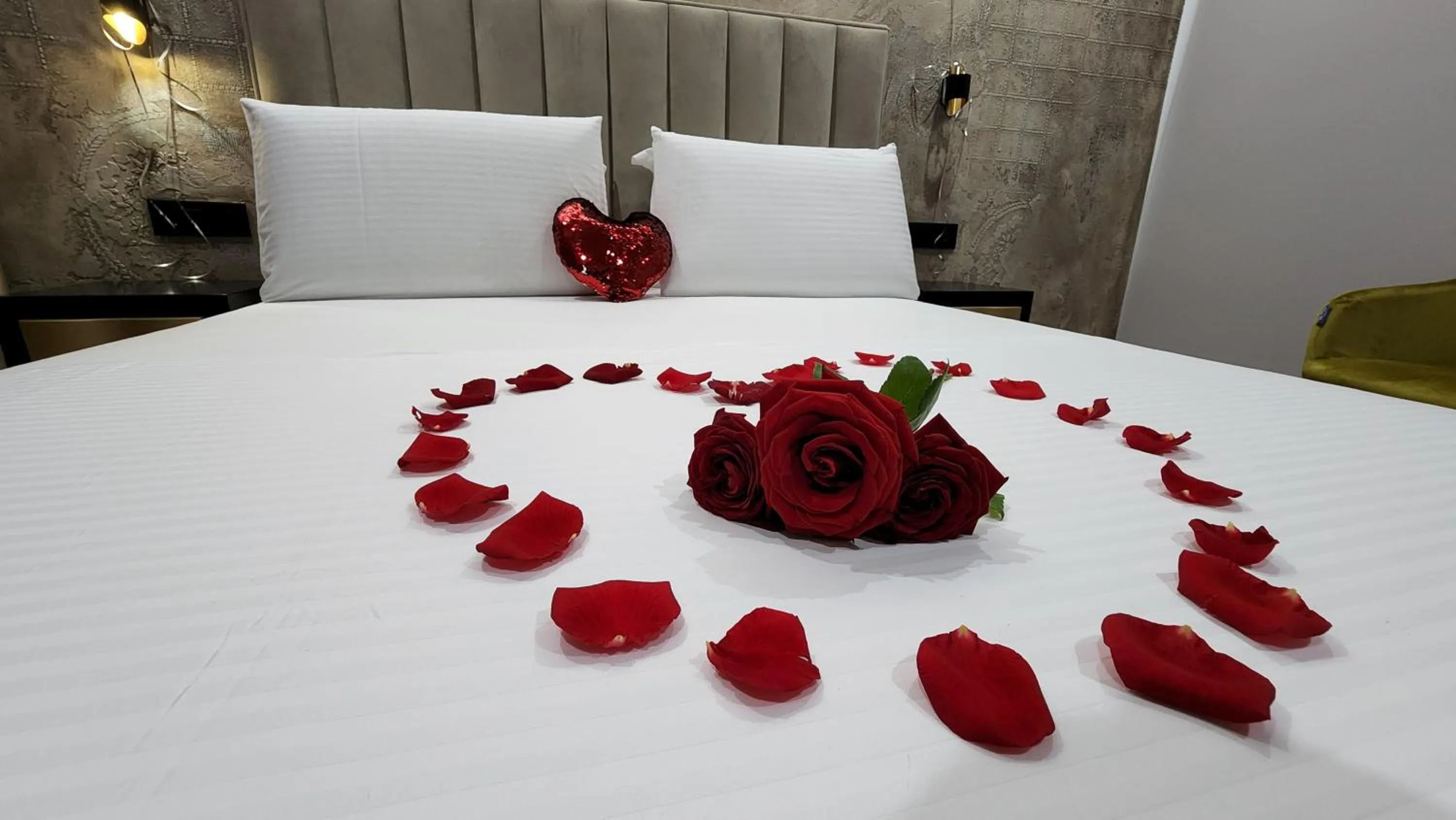 Decorative detail, Bed in Imperator Hotel