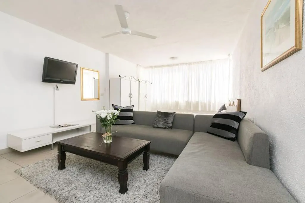 Living room in Inn & Out Sandton Park