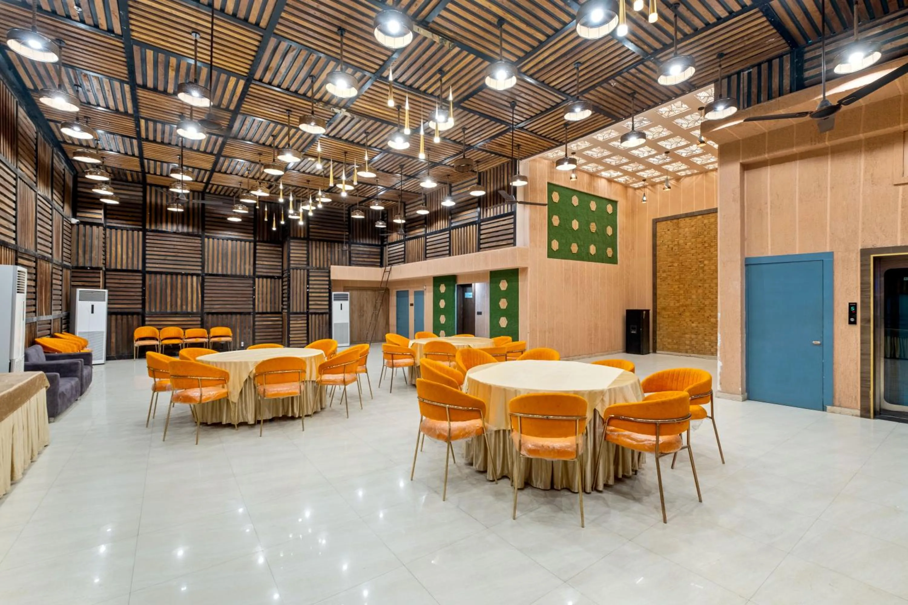 Banquet/Function facilities in PRIME LAND