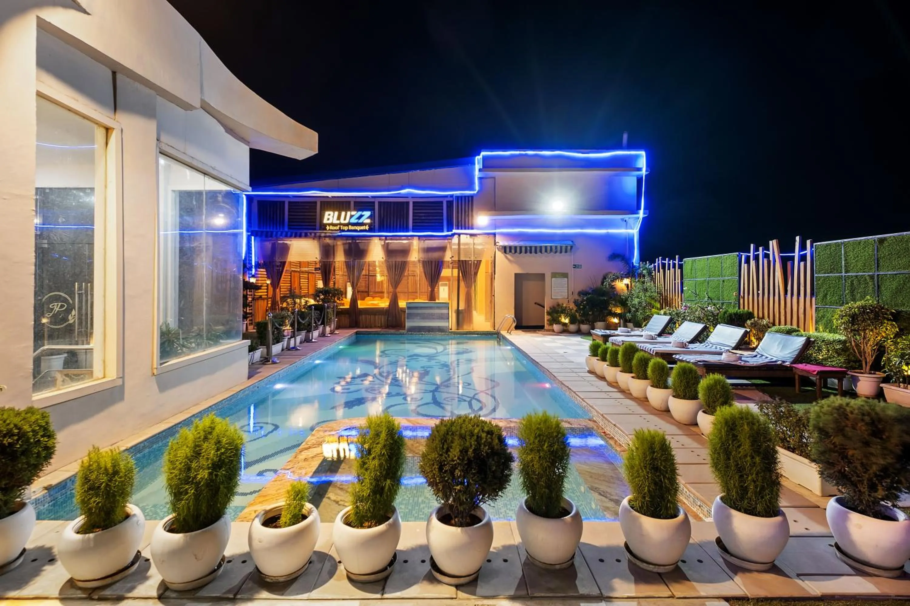 Swimming pool in PRIME LAND