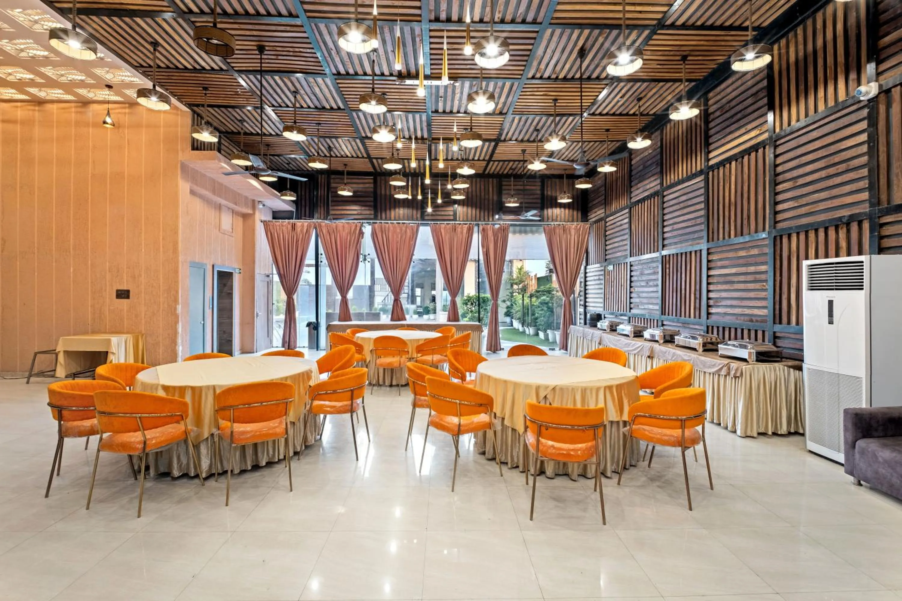 Banquet/Function facilities in PRIME LAND