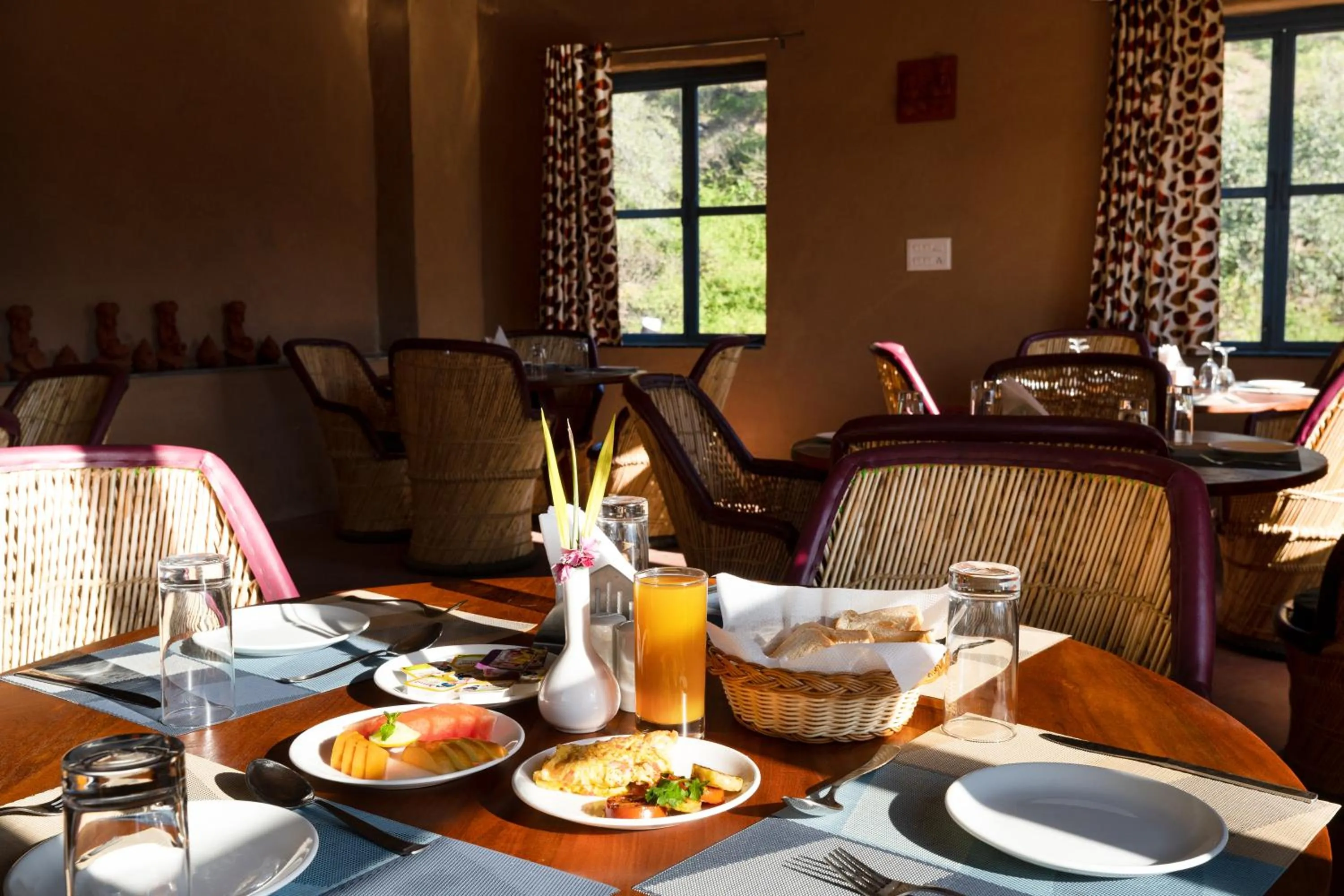 Restaurant/places to eat in Turban Nature Wilderness , Kumbhalgarh
