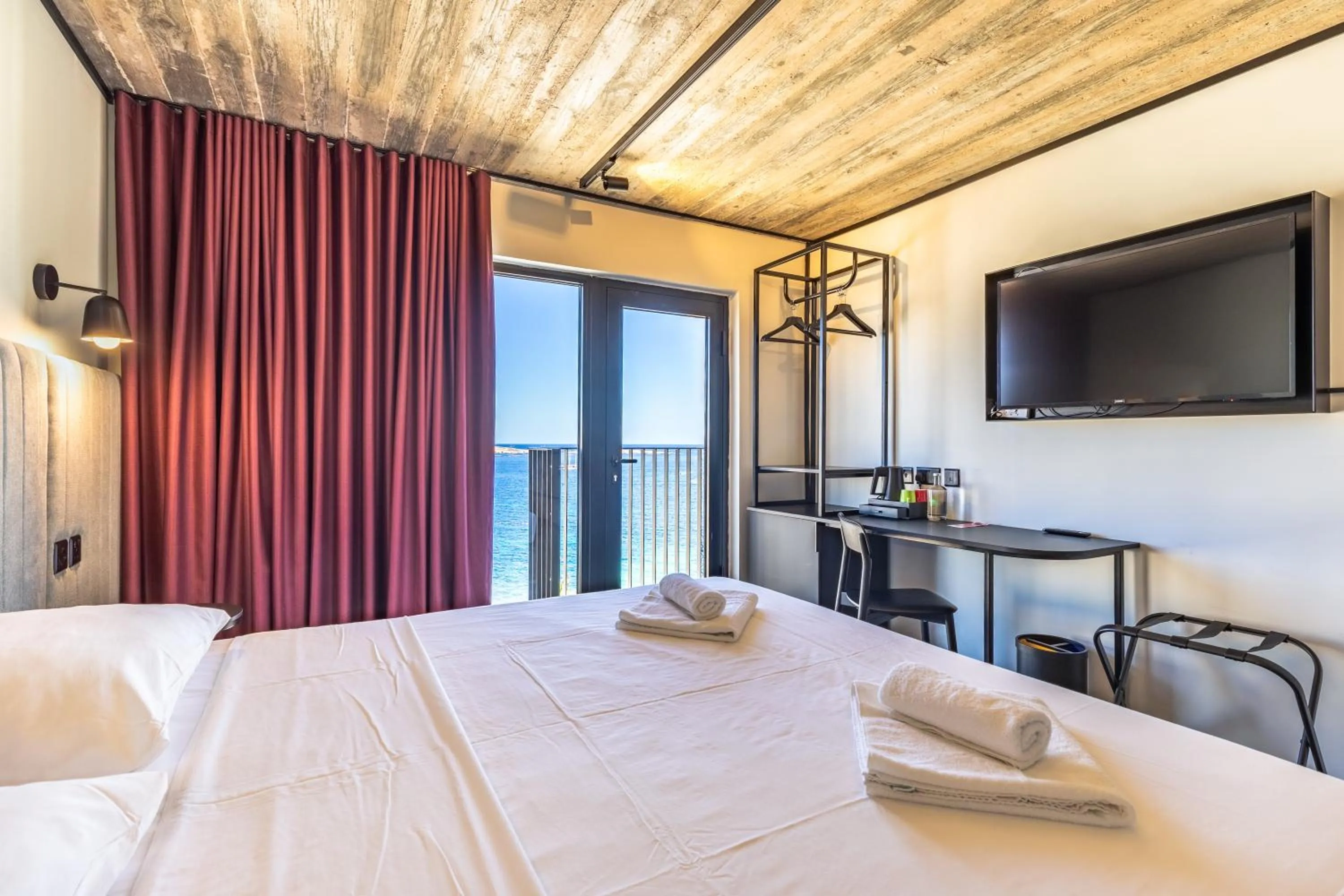 Bed in ibis Styles ST Pauls Bay Malta