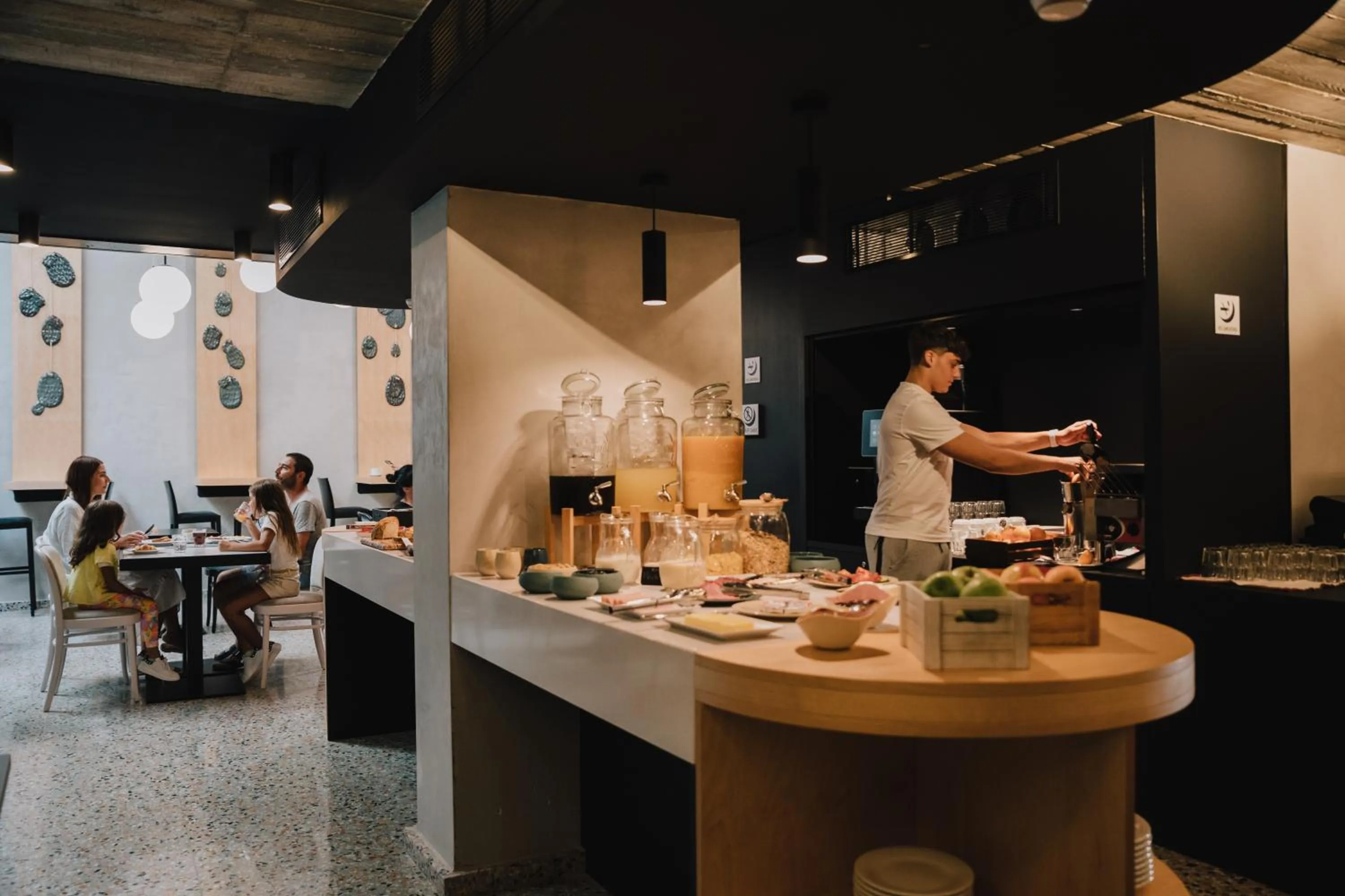 Restaurant/places to eat in ibis Styles ST Pauls Bay Malta