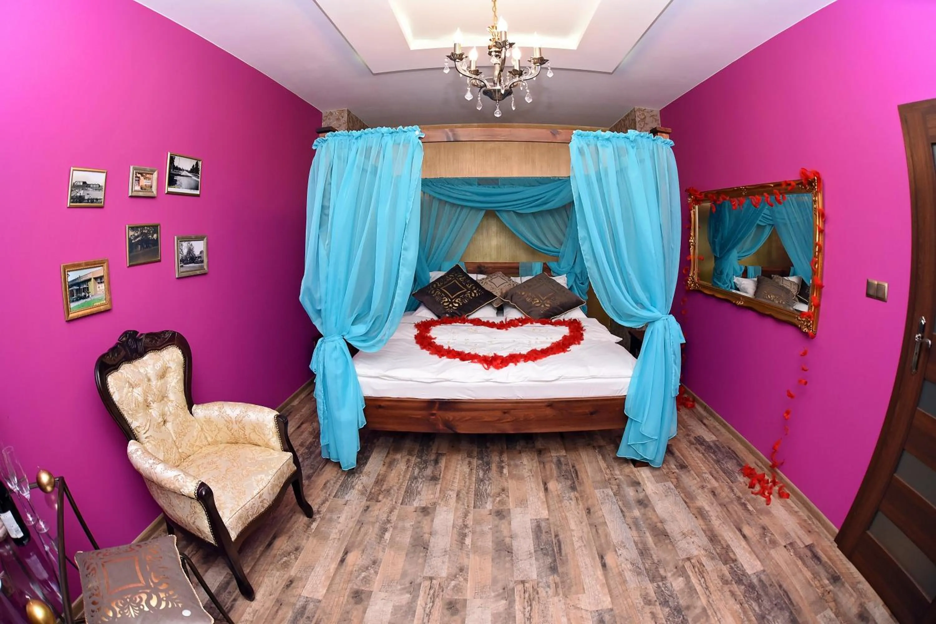 Bed in NATA Pokoje Gościnne Restauracja