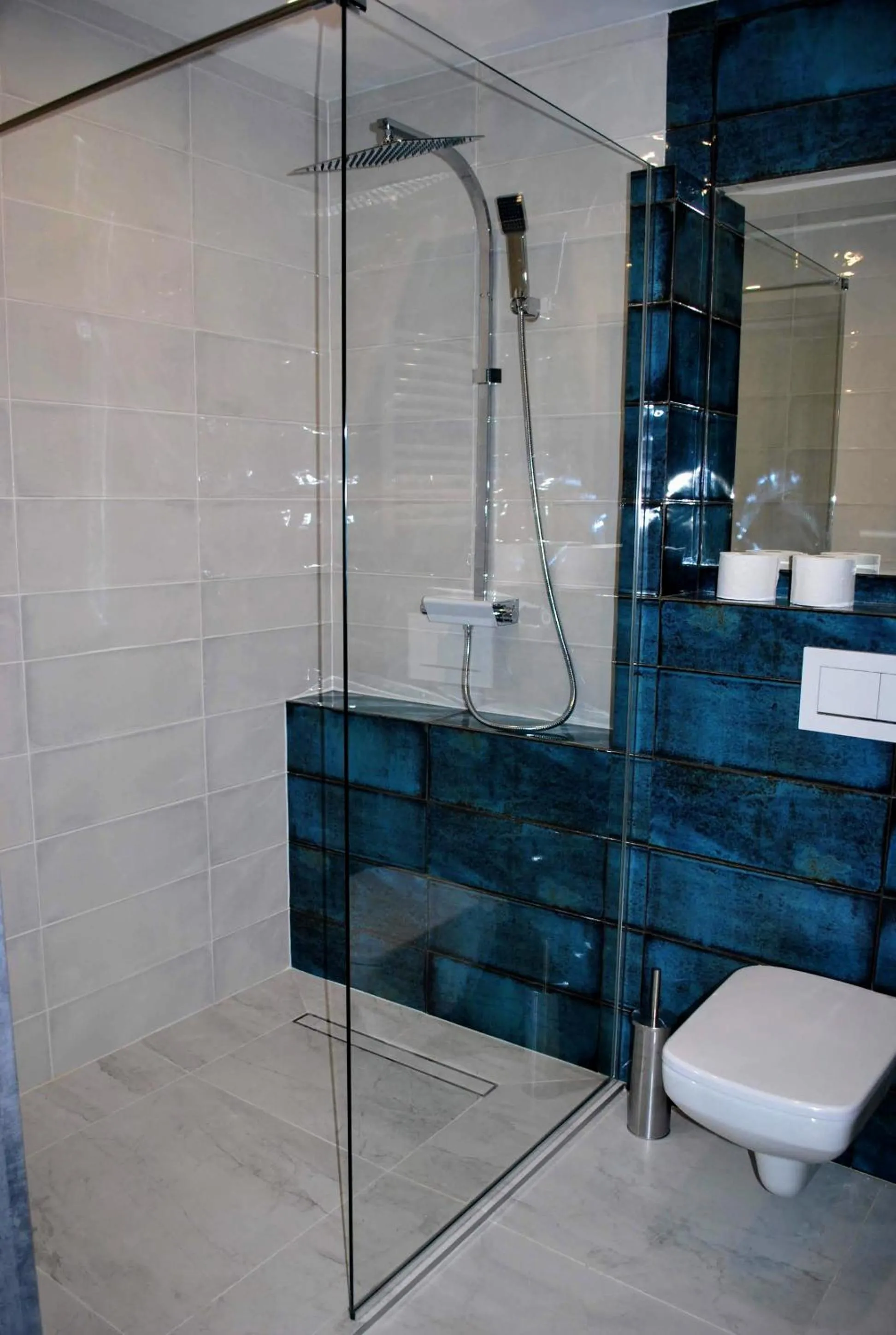 Shower in NATA Pokoje Gościnne Restauracja