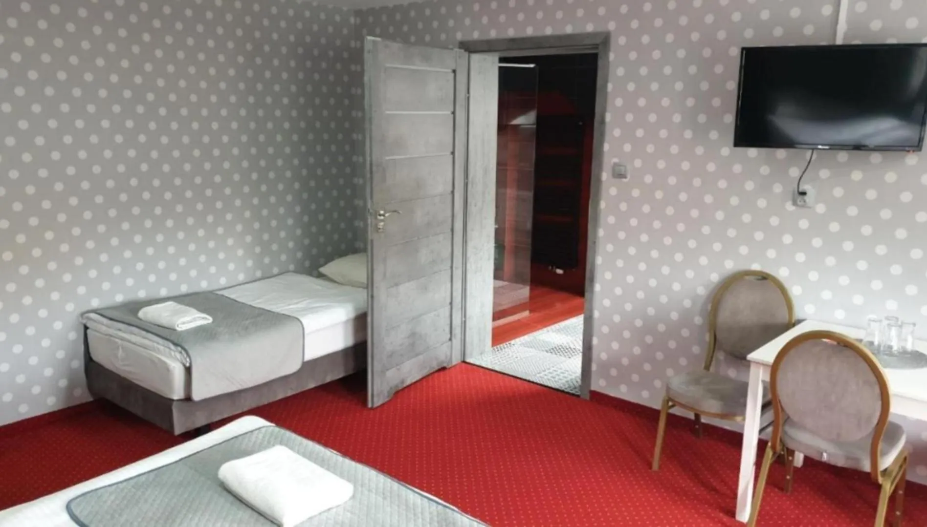 Photo of the whole room, Bed in NATA Pokoje Gościnne Restauracja