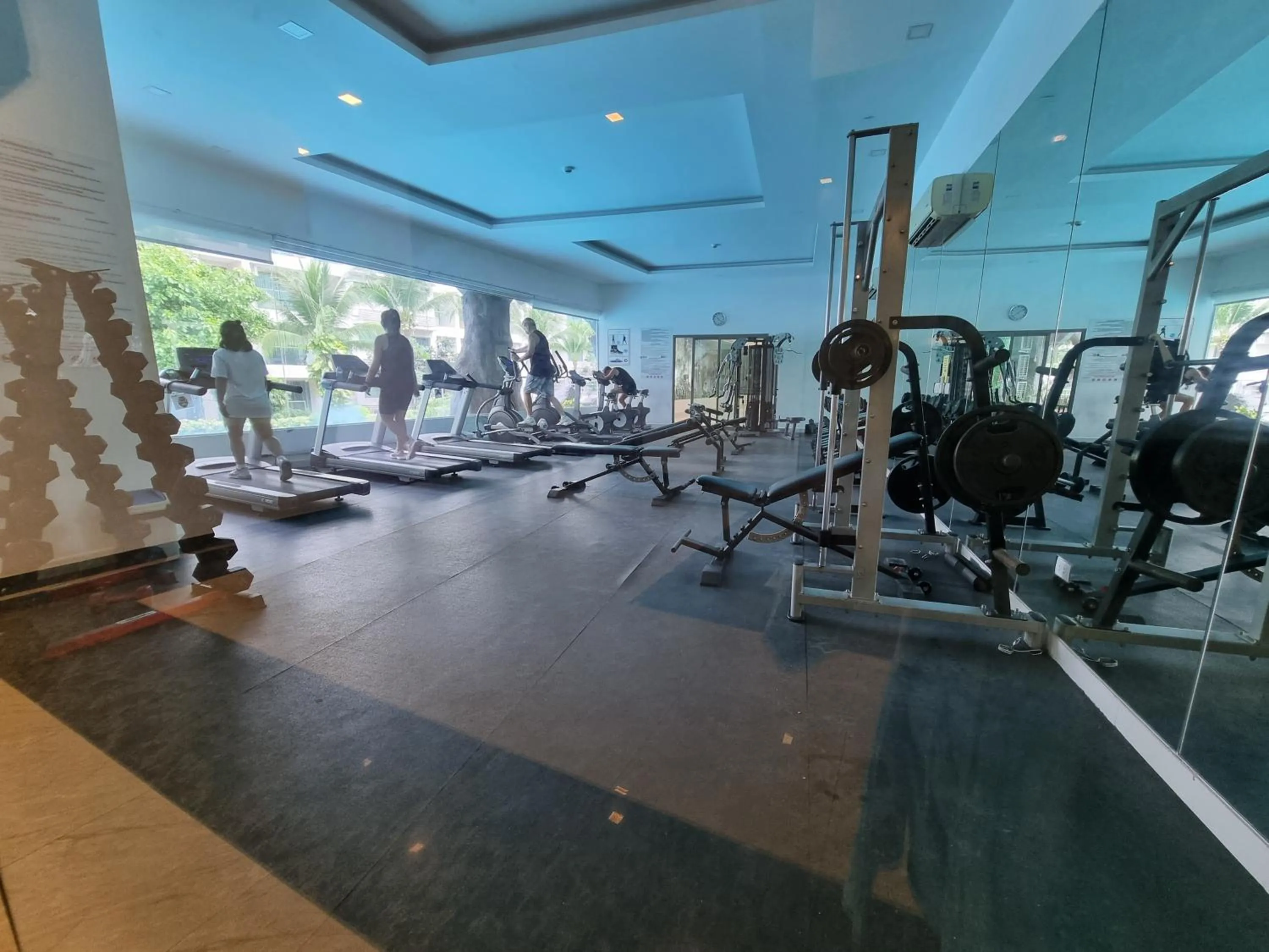 Laguna beach condo resort 3 maldives pattaya pool view ลากูน่า บีช คอนโด รีสอร์ต 3 พัทยา