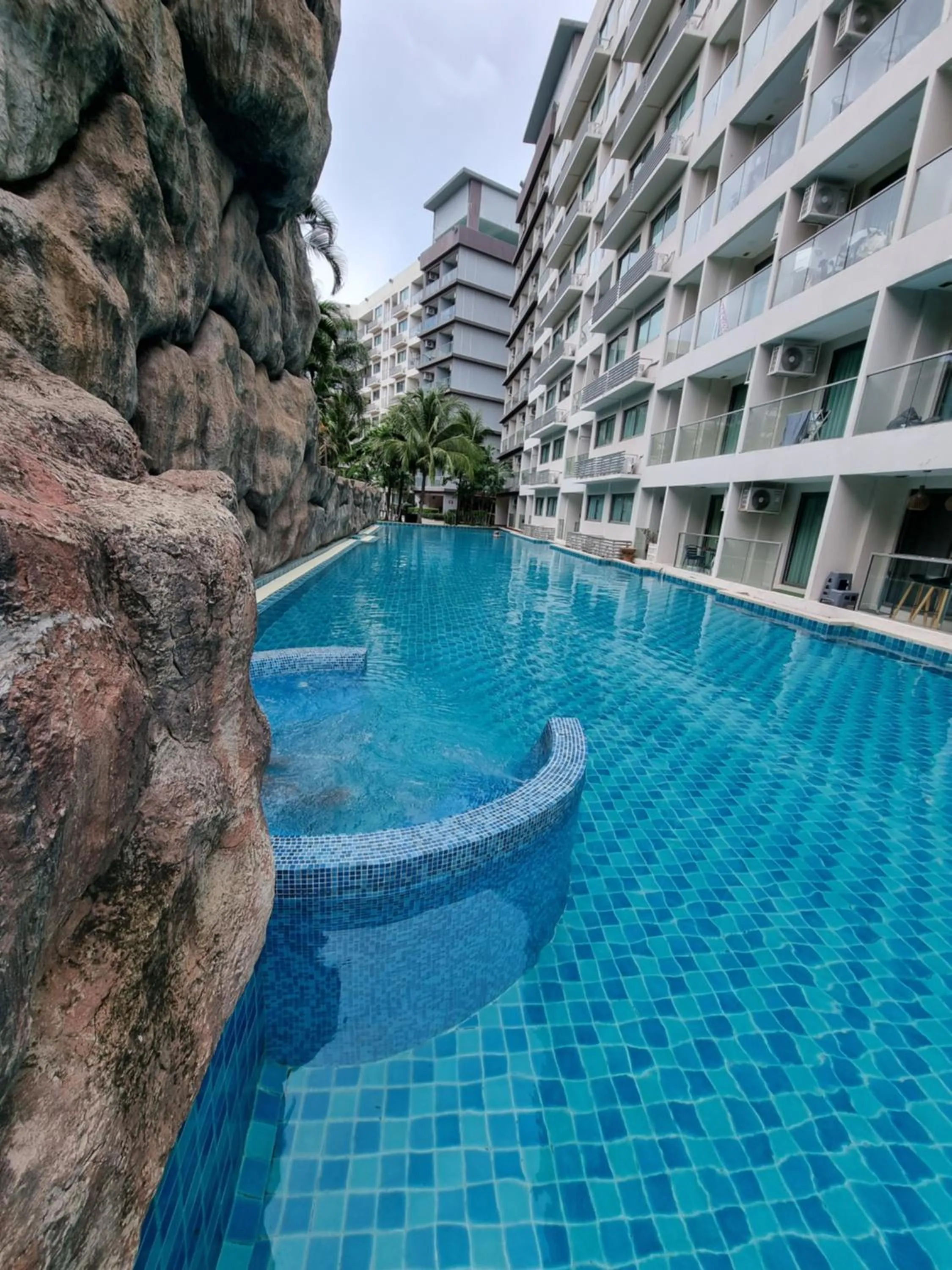 Laguna beach condo resort 3 maldives pattaya pool view ลากูน่า บีช คอนโด รีสอร์ต 3 พัทยา