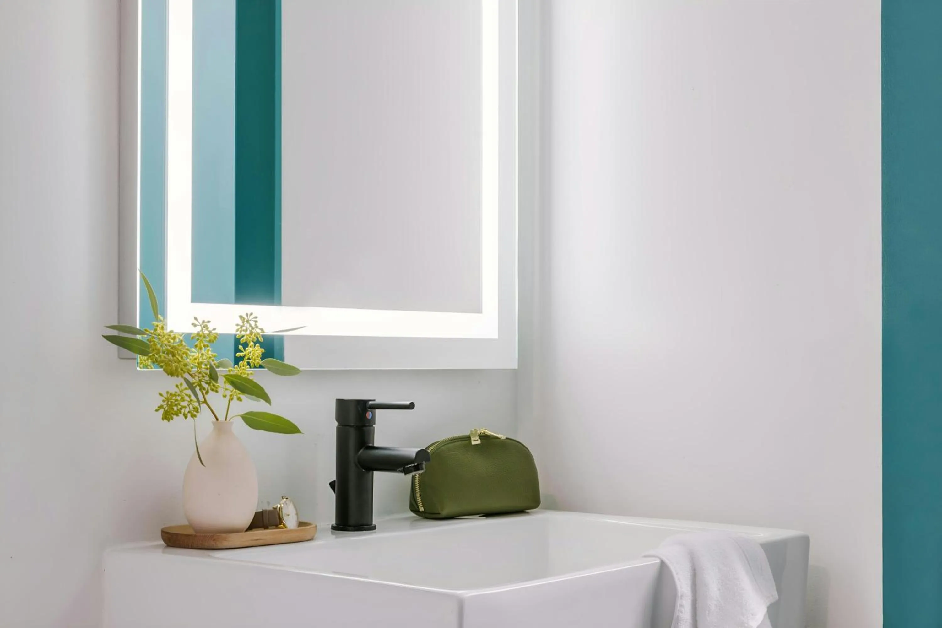 Bathroom in Sonder by Marriott Bonvoy The Schaeffer Apartments French Quarter