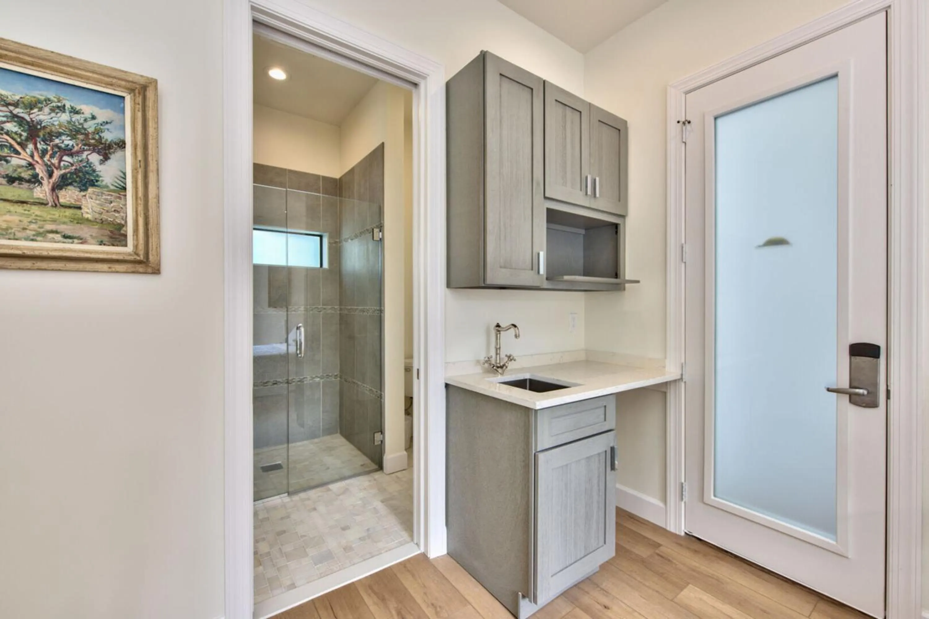 Shower in Sorrento Cabana