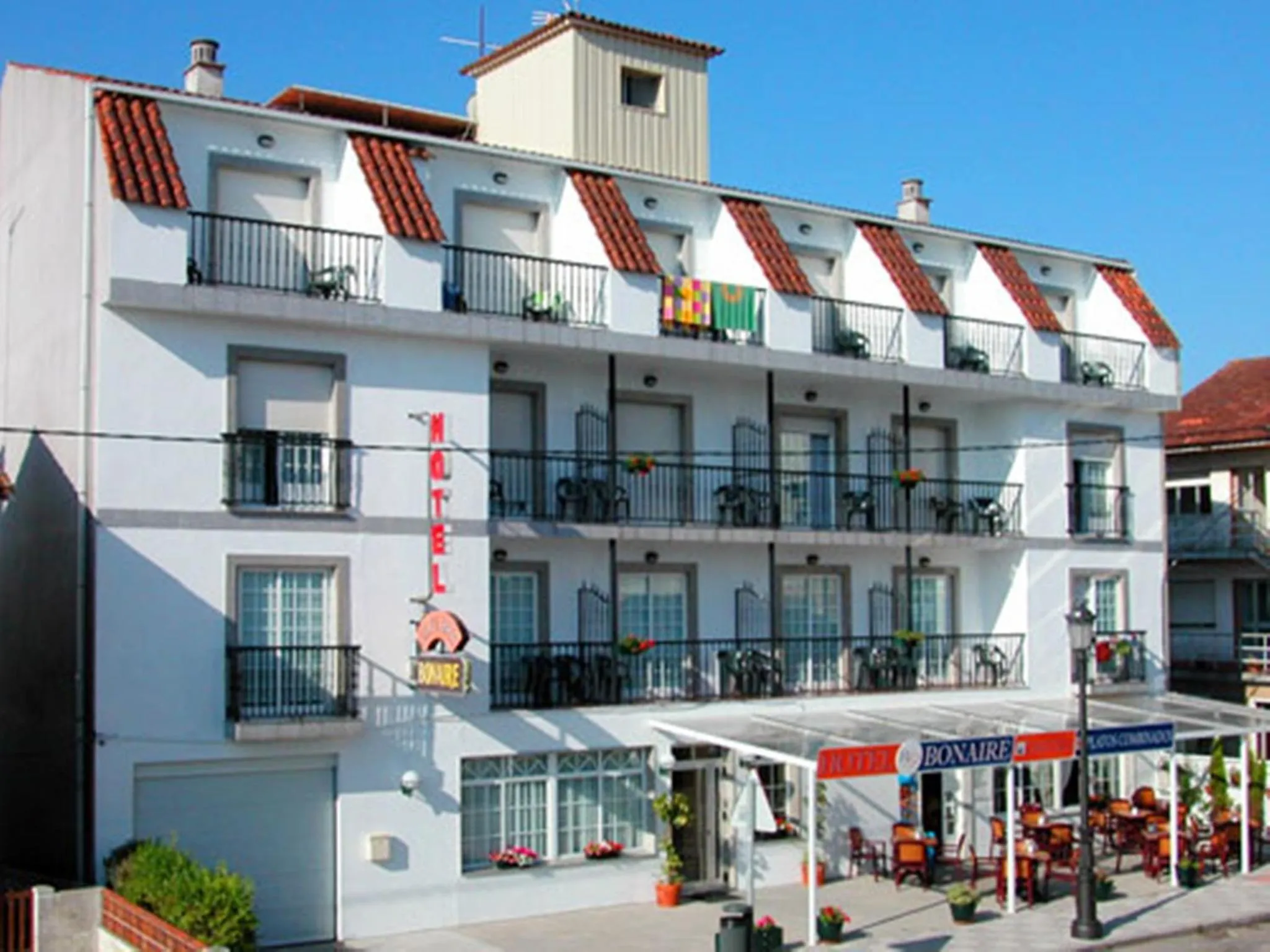 Facade/entrance in Hotel Bonaire