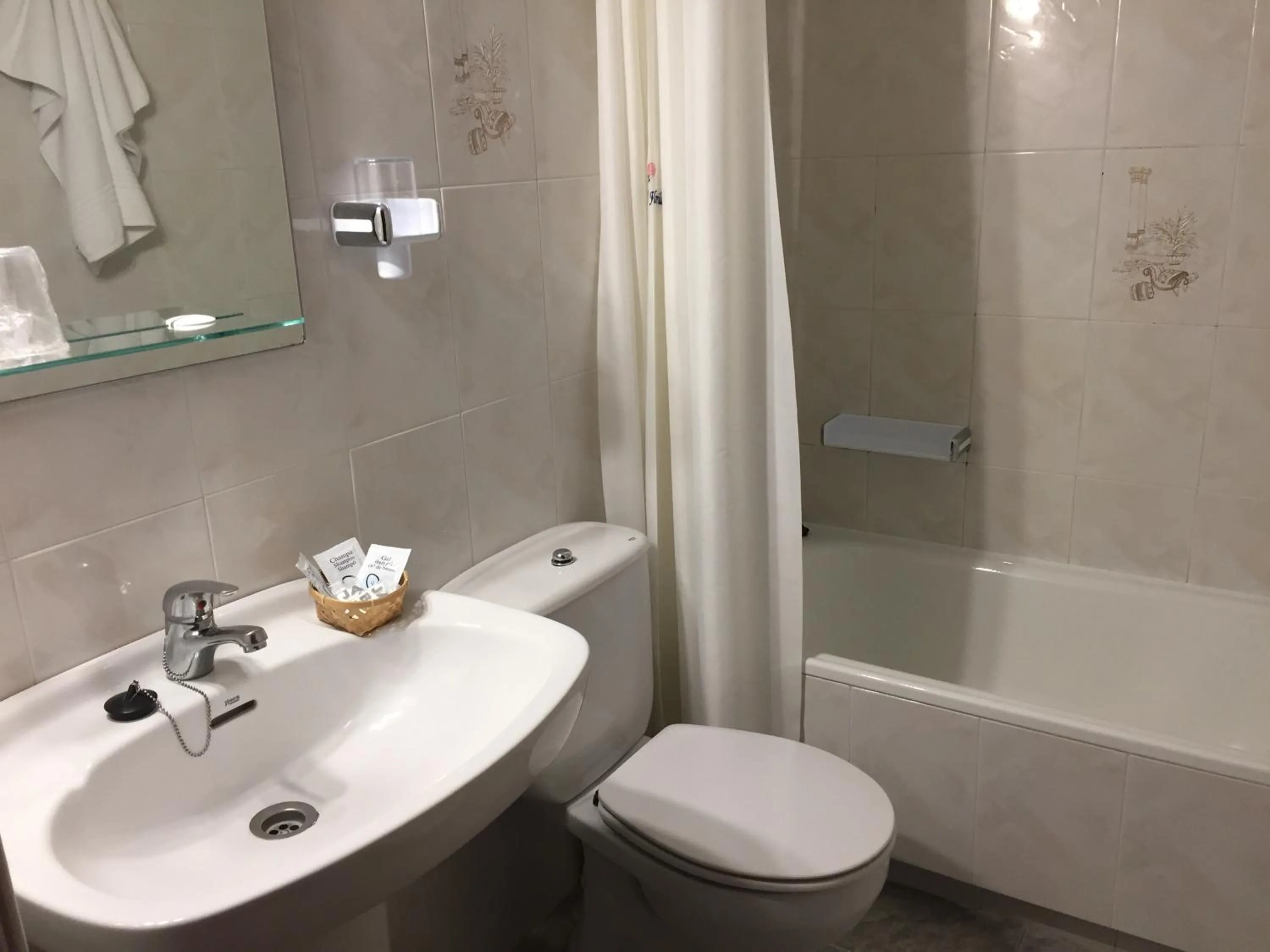 Bathroom in Hotel Florida