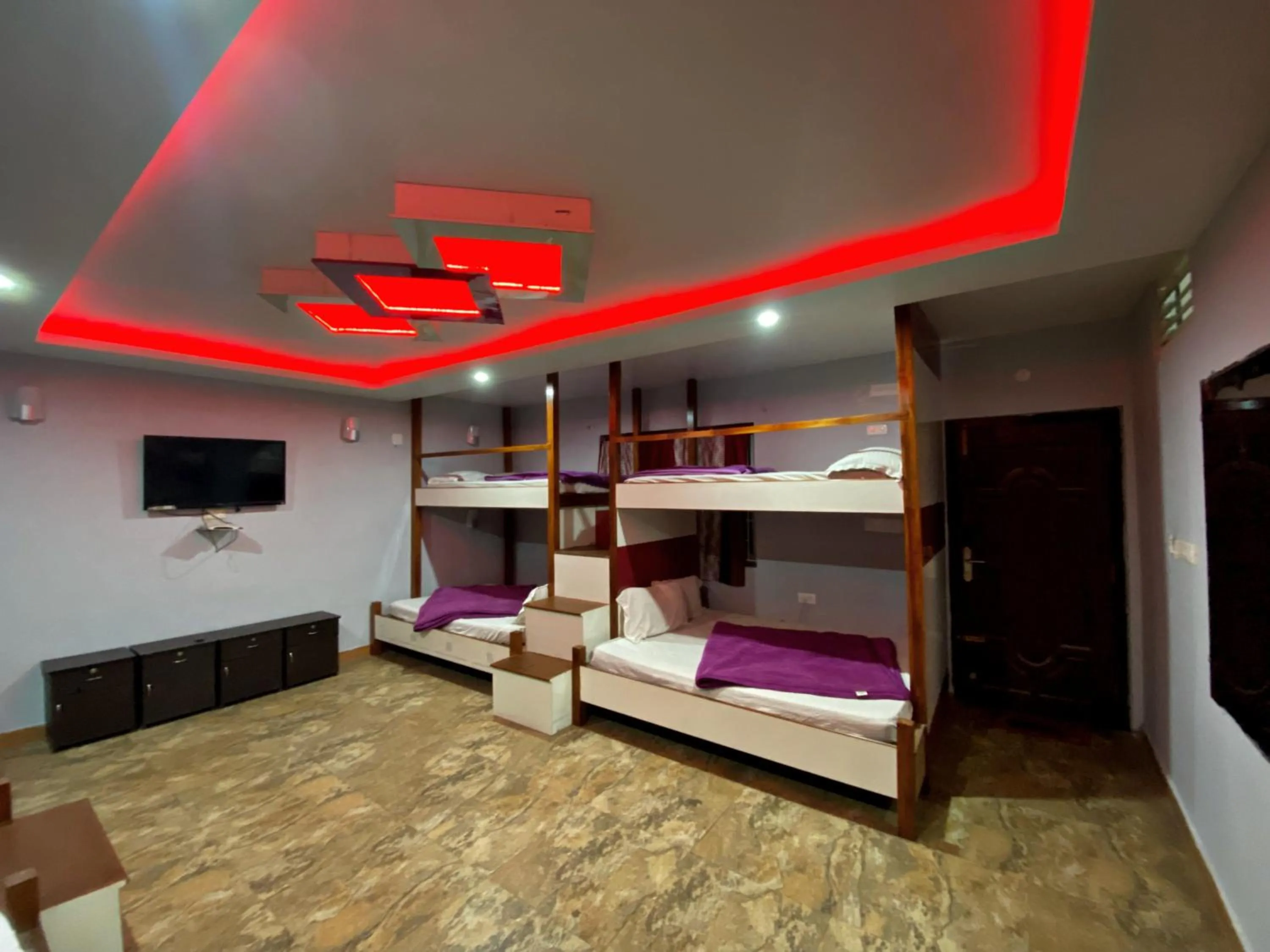 Bed in MAGIC MIST RESORT