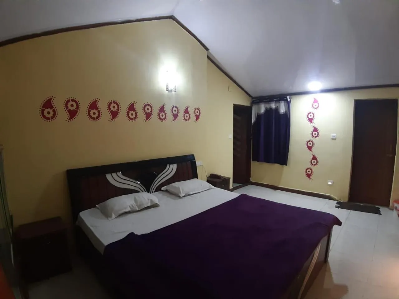 Bed in MAGIC MIST RESORT