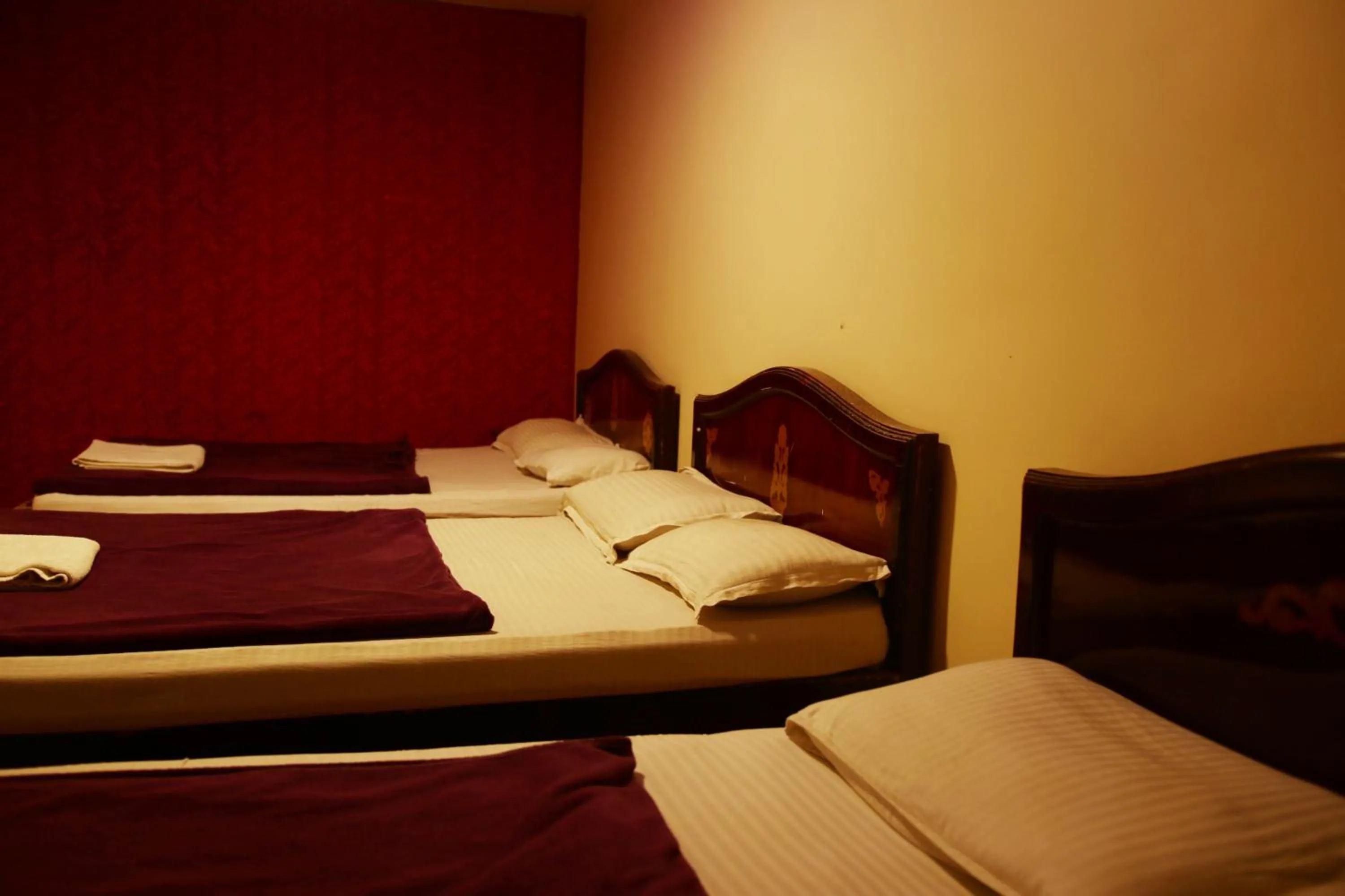 Bed in MAGIC MIST RESORT