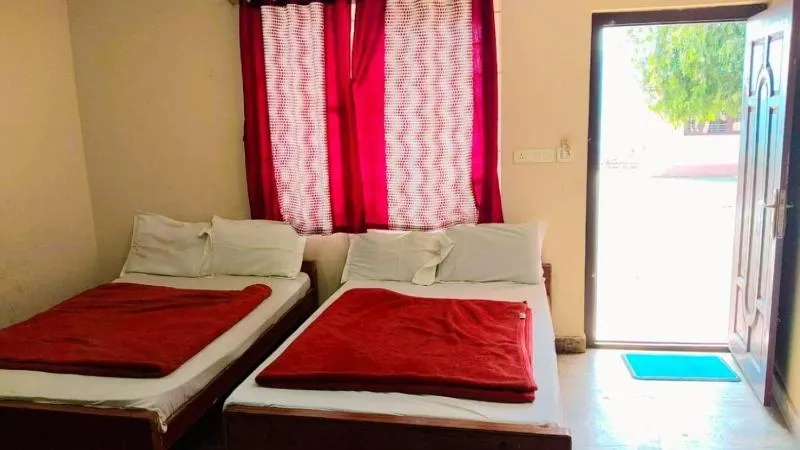 Bed in MAGIC MIST RESORT