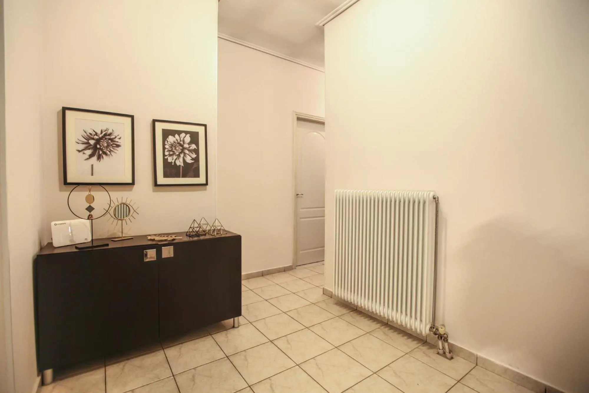 Lobby or reception in Grand Meteora Central Luxury Apartment